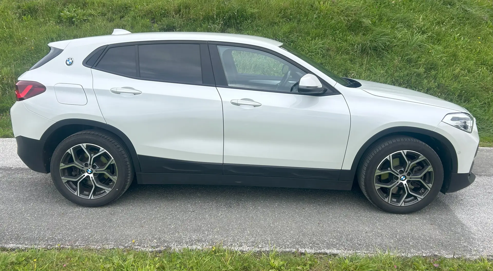BMW X2 X2 xDrive25e PHEV Aut. Weiß - 1