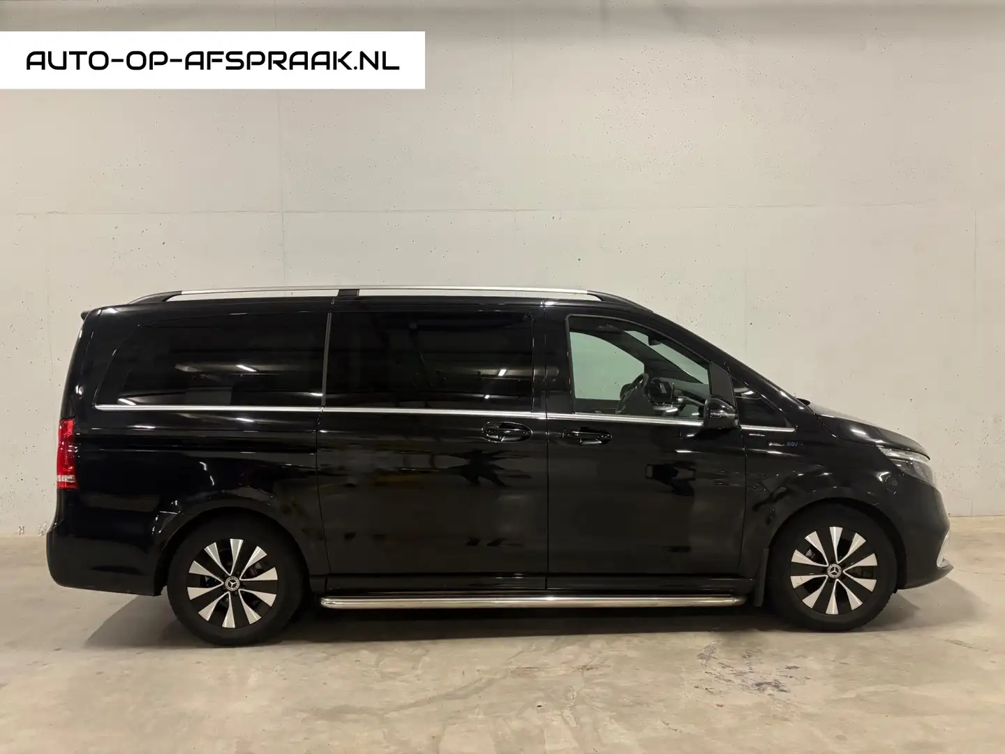 Mercedes-Benz EQV 300 L2 8persoons Limited 90 kWh BTW SOH 92% Zwart - 1