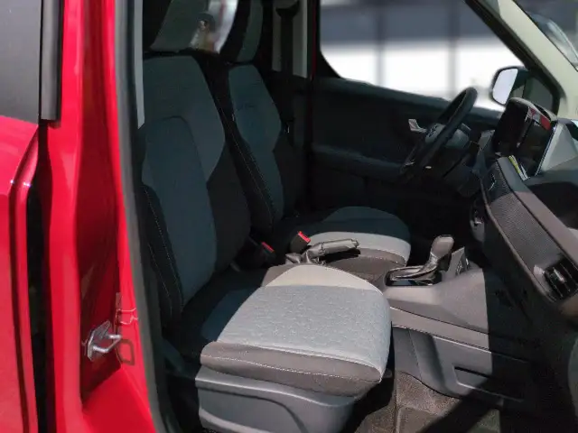 Ford Tourneo Courier view 14