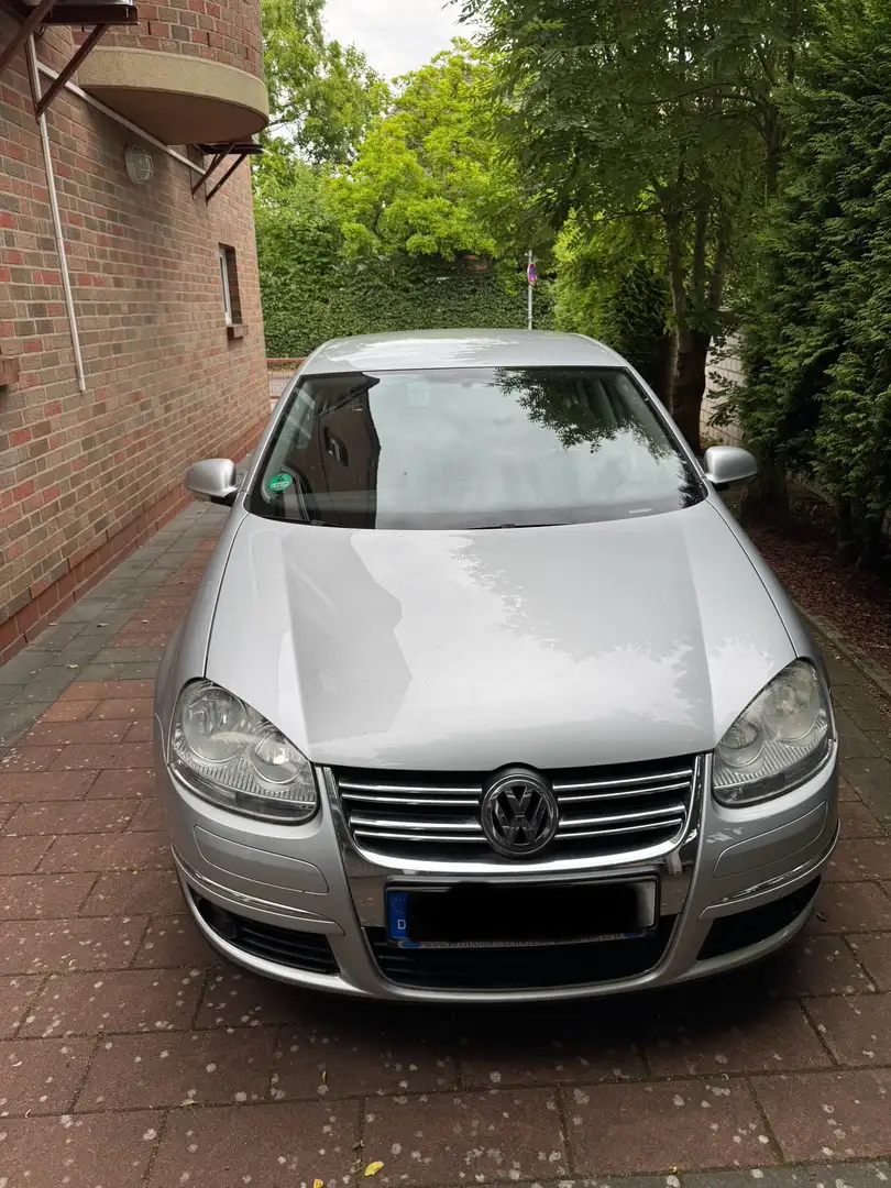 Volkswagen Jetta 1.6 Comfortline - 1