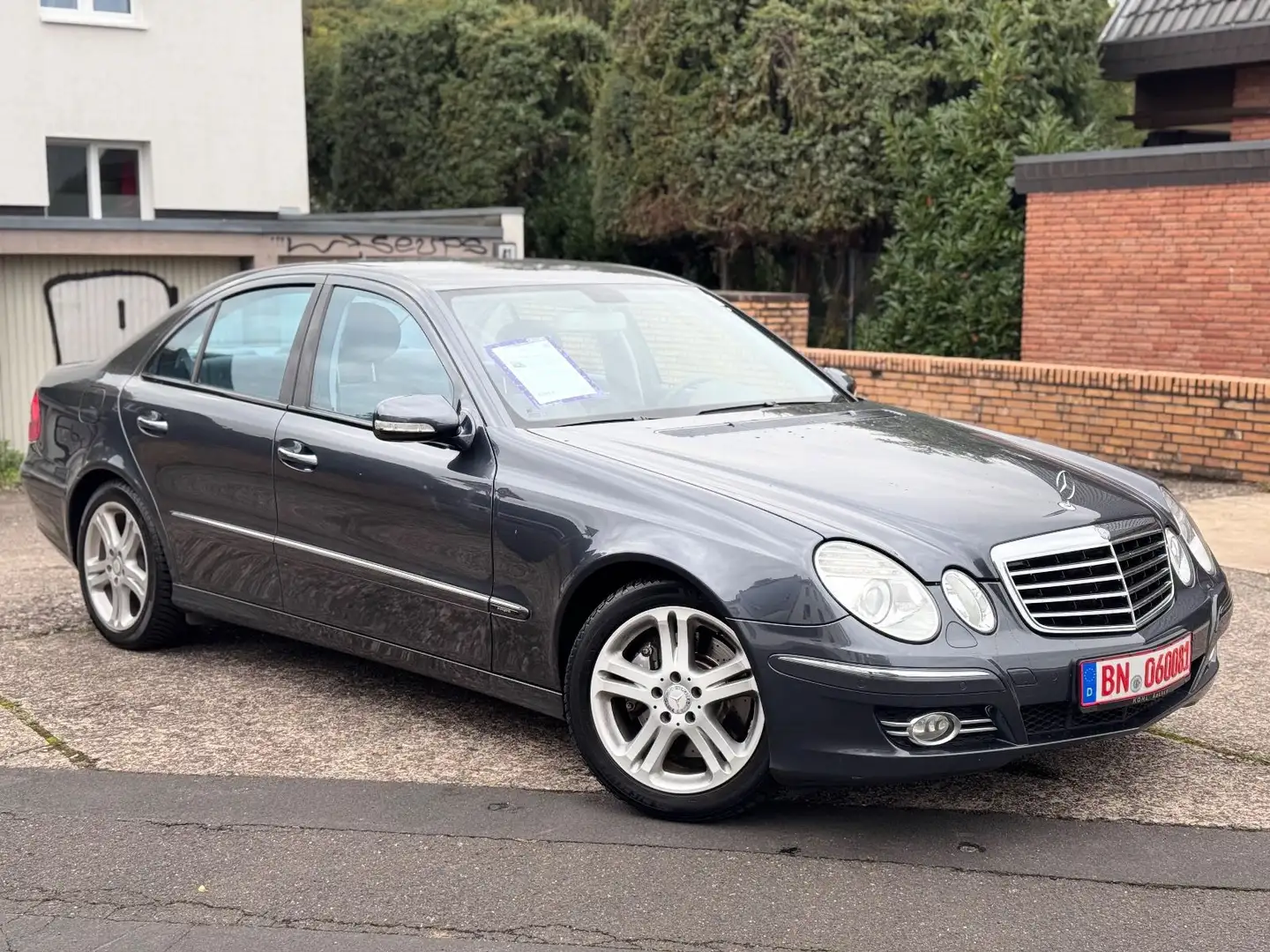 Mercedes-Benz E 200 E -Klasse Lim. E 200 Kompressor Grau - 2