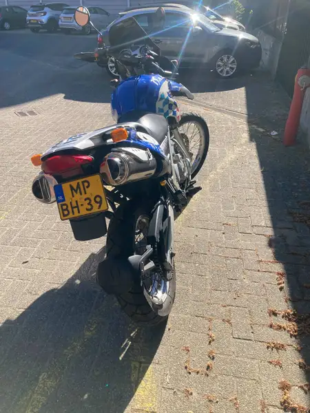 BMW F 650 GS - foto 2