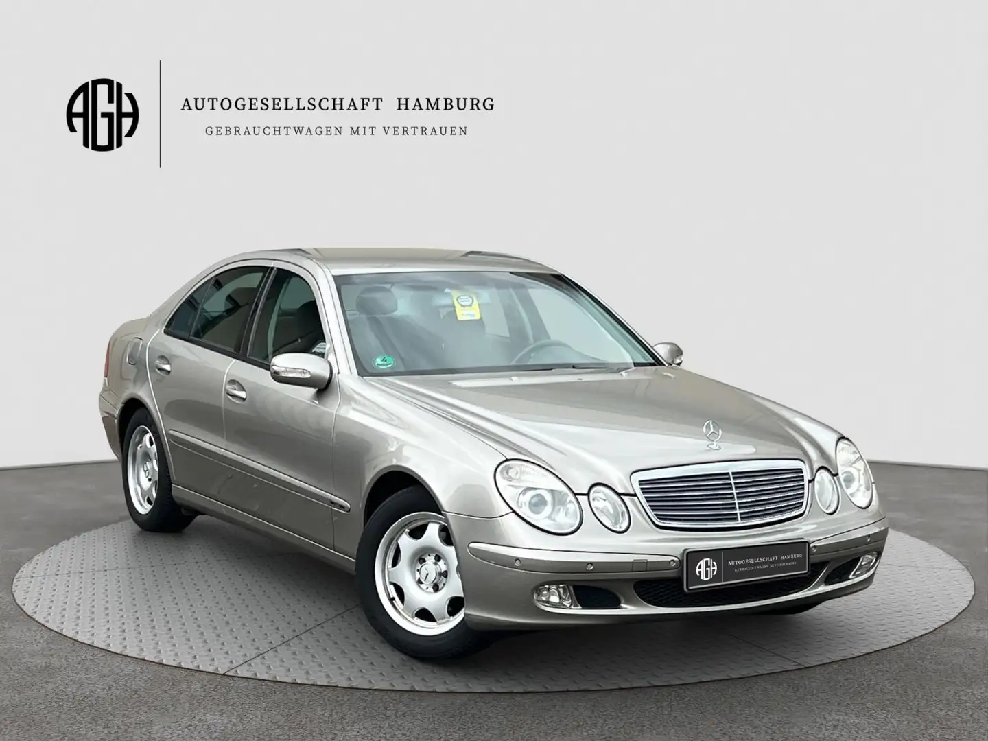 Mercedes-Benz E 200 Kompressor *Autom.*PDC Vo+Hi*Tempomat Silber - 1