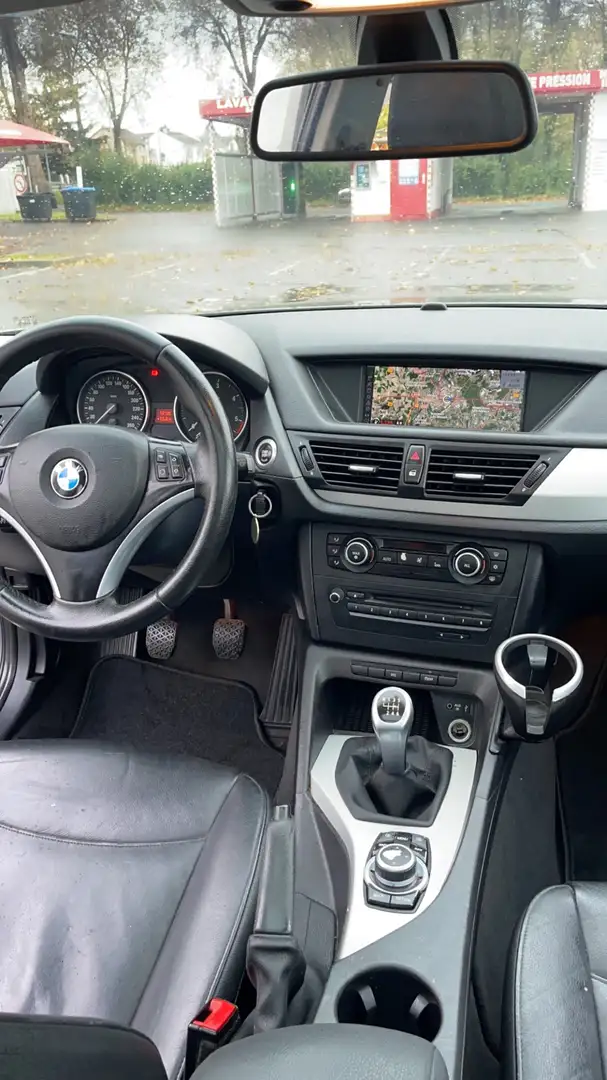 BMW X1 sDrive 18d 143 ch Confort Gris - 1