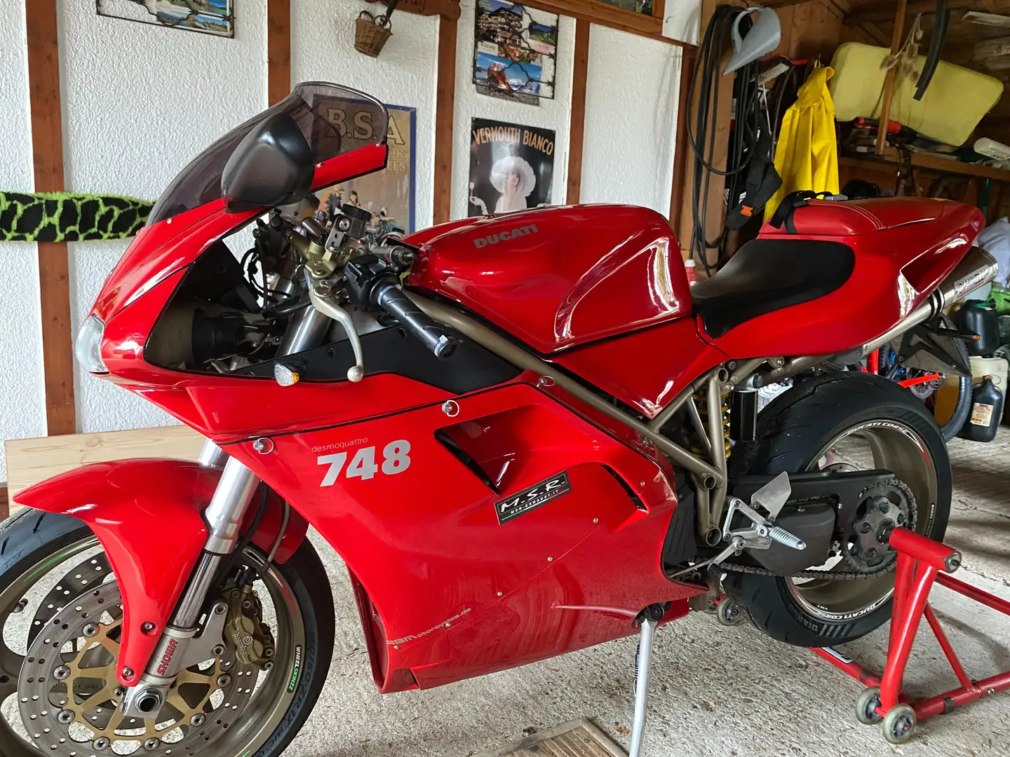 Ducati 748 Kırmızı - 1