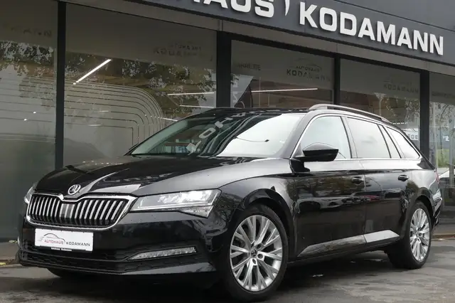 Skoda Superb *Memory Sitz*Vollleder*Panoramadach*AHK*