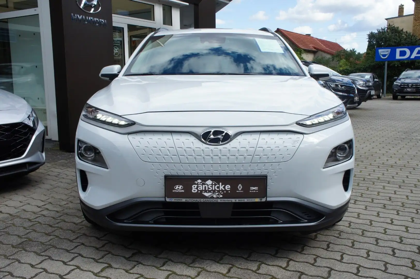 Hyundai KONA ELEKTRO 150kW Style Weiß - 2