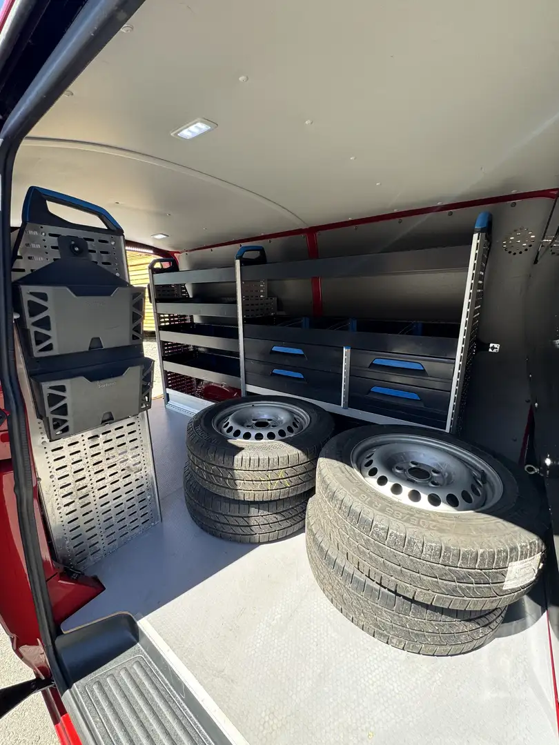 Volkswagen T6.1 Transporter Kastenwagen KR 2,0 Sortimo Bott Würth Rot - 2