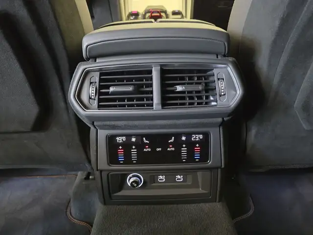 Lamborghini Urus view 14