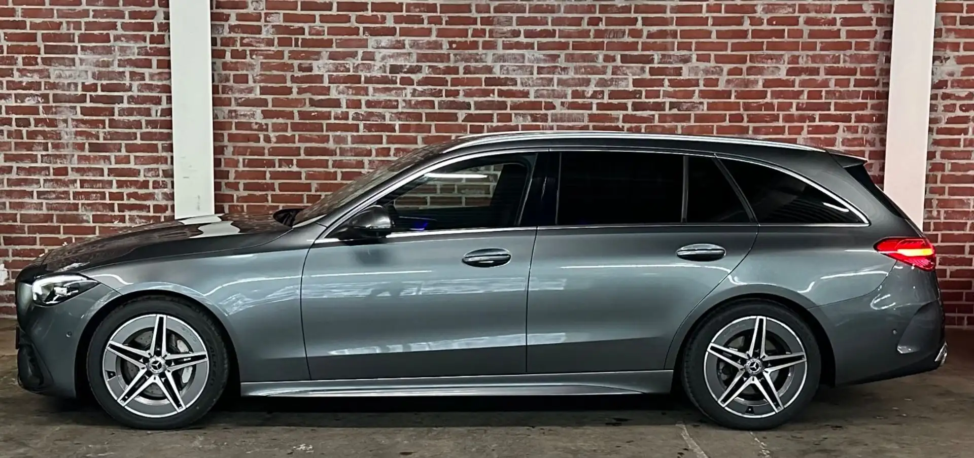 Mercedes-Benz C 220 d T 9G AMG Line/LED/MBUX/360°Kam Gris - 2
