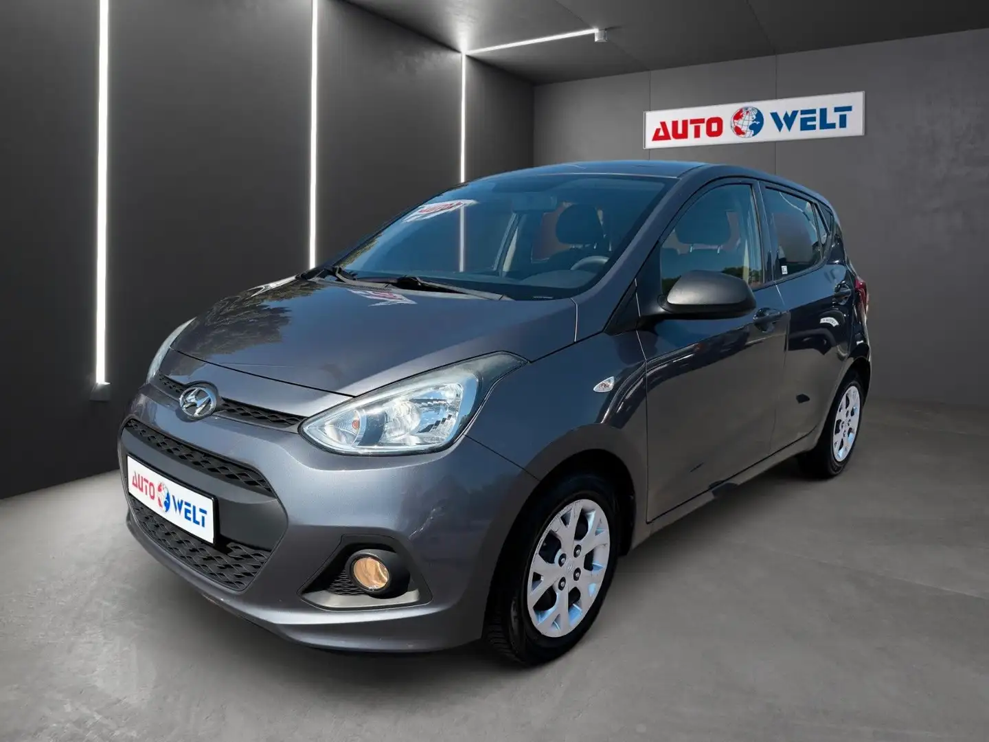 Hyundai i10 1.0 Classic 5-trg. Klimaanlage USB Grau - 1