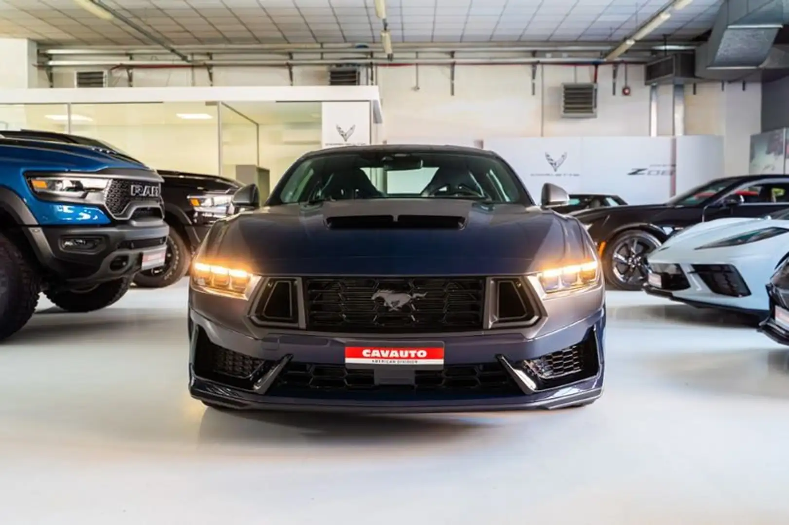 Ford Mustang Fastback 5.0 V8 Dark Horse Modrá - 2
