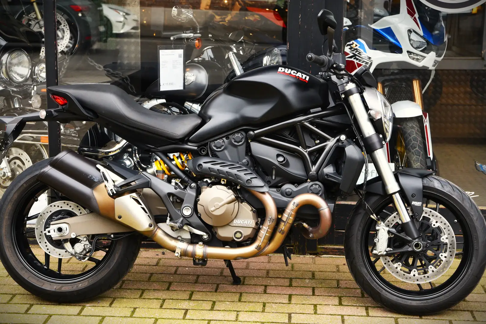 Ducati Monster 821 DARK ***MOTO VERTE*** Zwart - 2