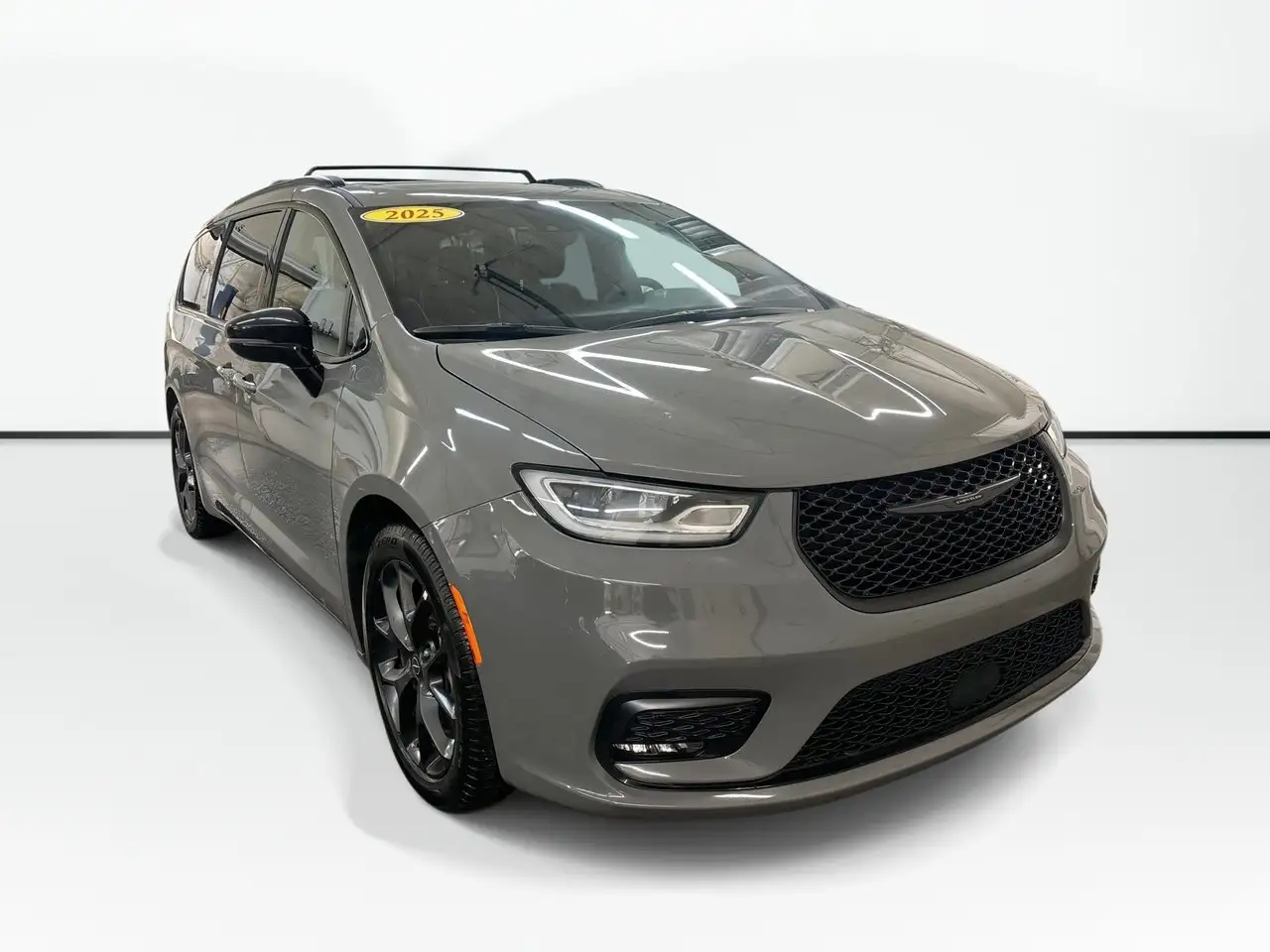 2025 Chrysler Pacifica
