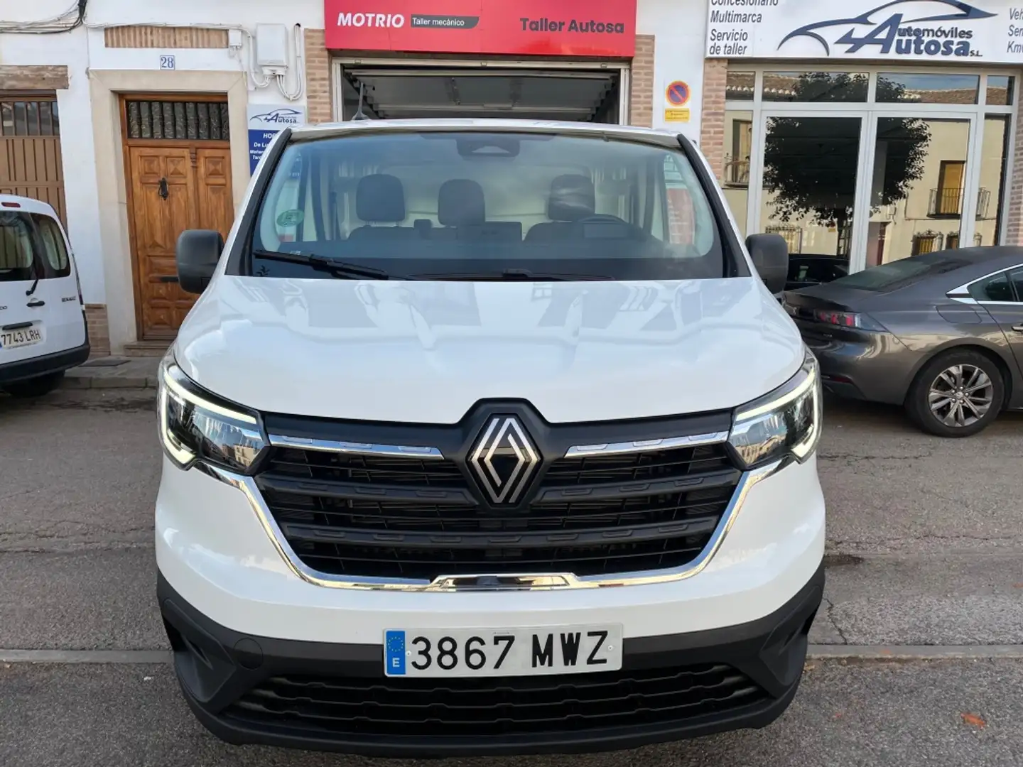 Renault Trafic Furgón L1H1 BluedCi 96kW Blanc - 2