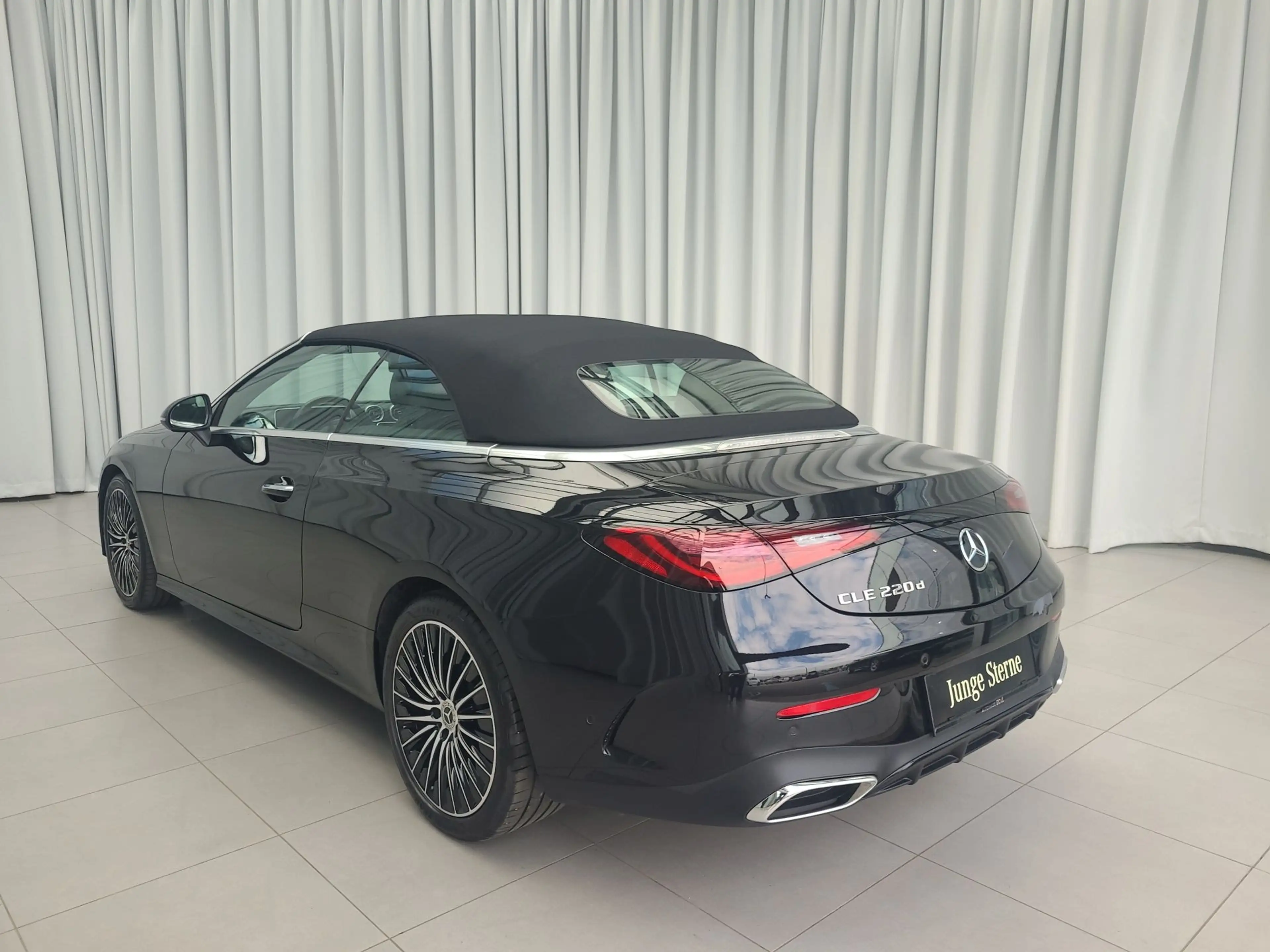 Mercedes-Benz CLE 220 d Cabriolet SpurW Winterp. — photo 6