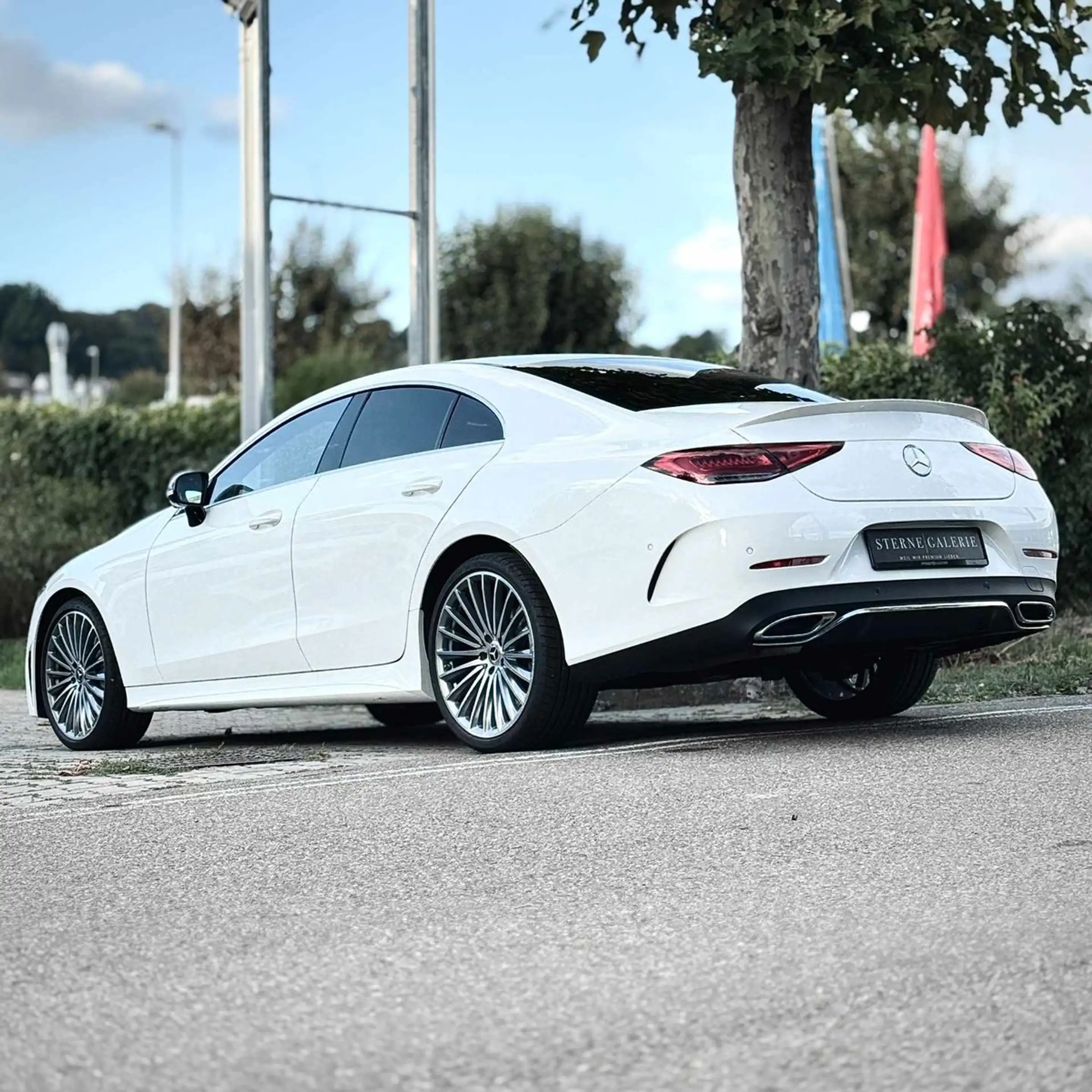 Mercedes-Benz CLS 220 D/AMG-LINE/EMMORY/BURMESTER/360 — photo 5