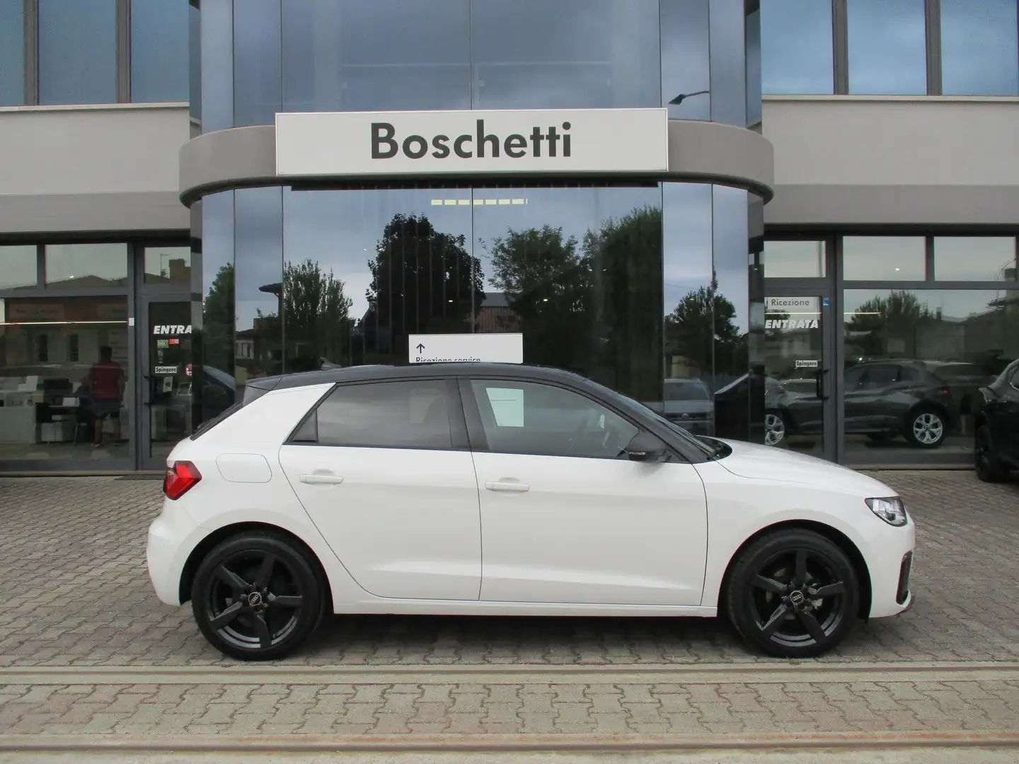 Audi A1 Sportback 25 1.0 tfsi Advanced s-tronic Blanc - 1