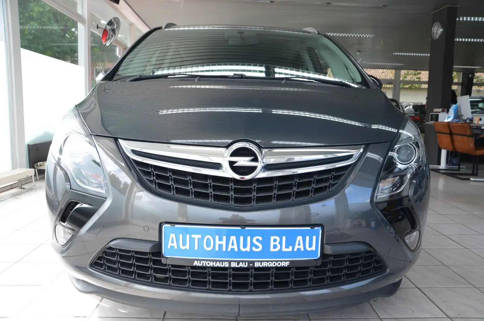 Opel Zafira C Tourer *AUTOMATIK*7 SITZER*ERST 83TKM!* Grijs - 2