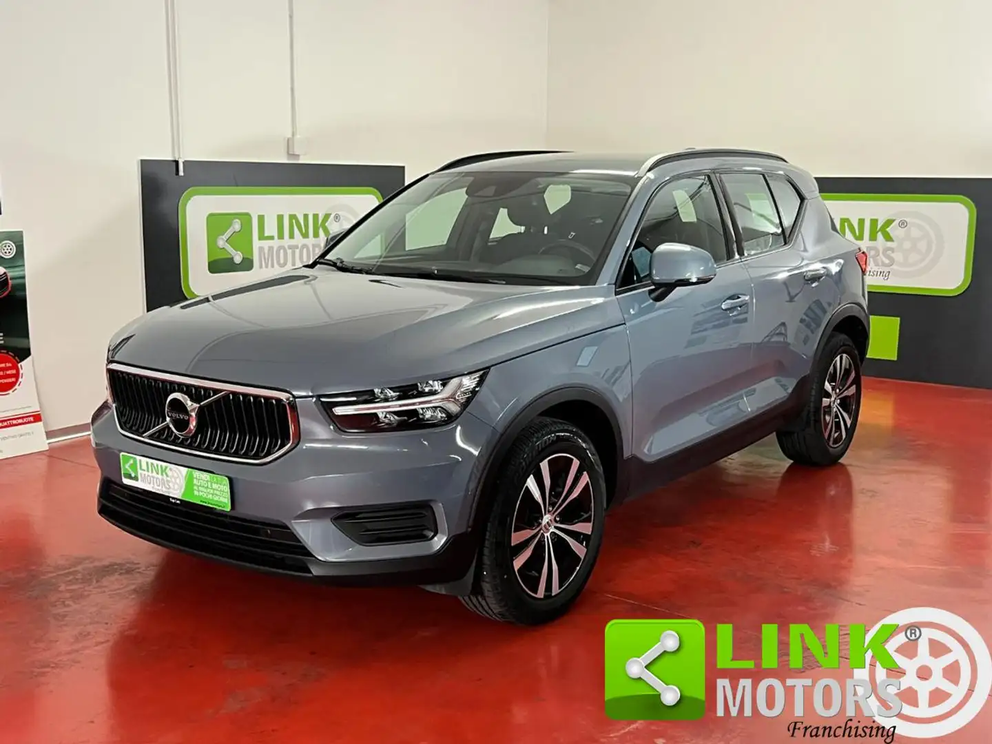 Volvo XC40 D3 SENSUS NAVI - GARANZIA Gris - 1