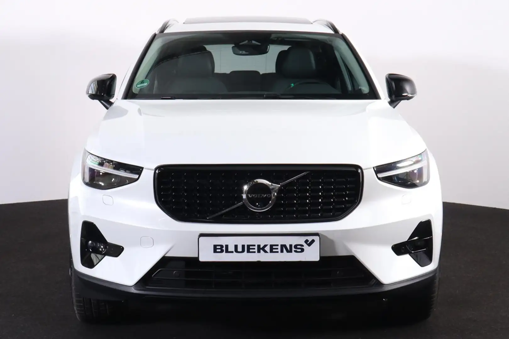 Volvo XC40 B3 Plus Dark - Panorama/schuifdak - IntelliSafe As Blanc - 2