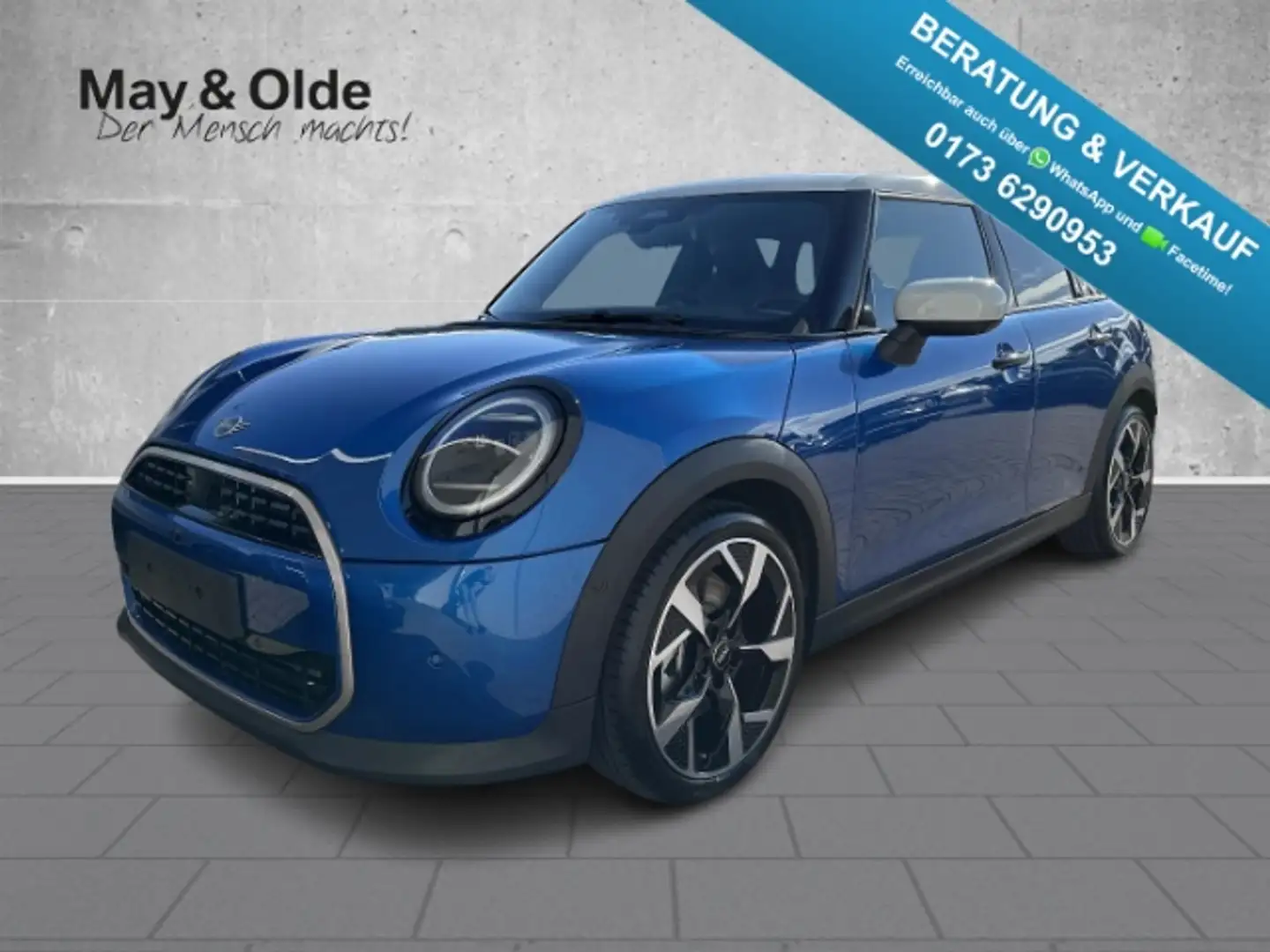 MINI Favoured Trim Paket L Pano HUD HarmanKardon Blue - 1