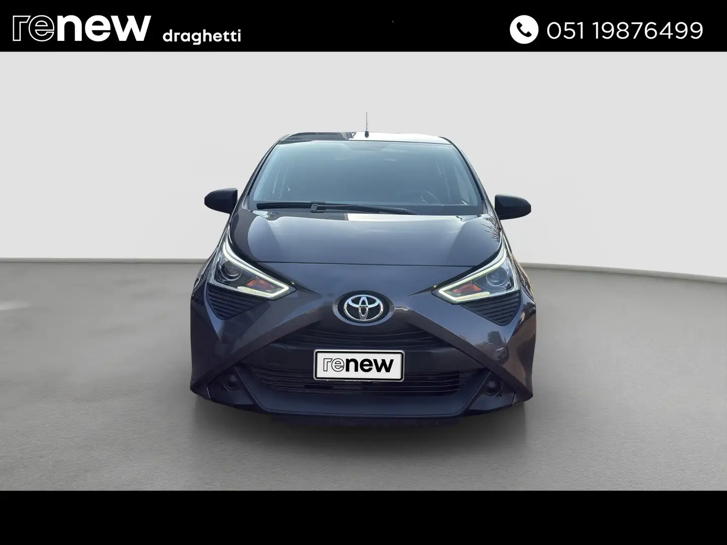 Toyota Aygo 5p 1.0 x-business 72cv Grigio - 2