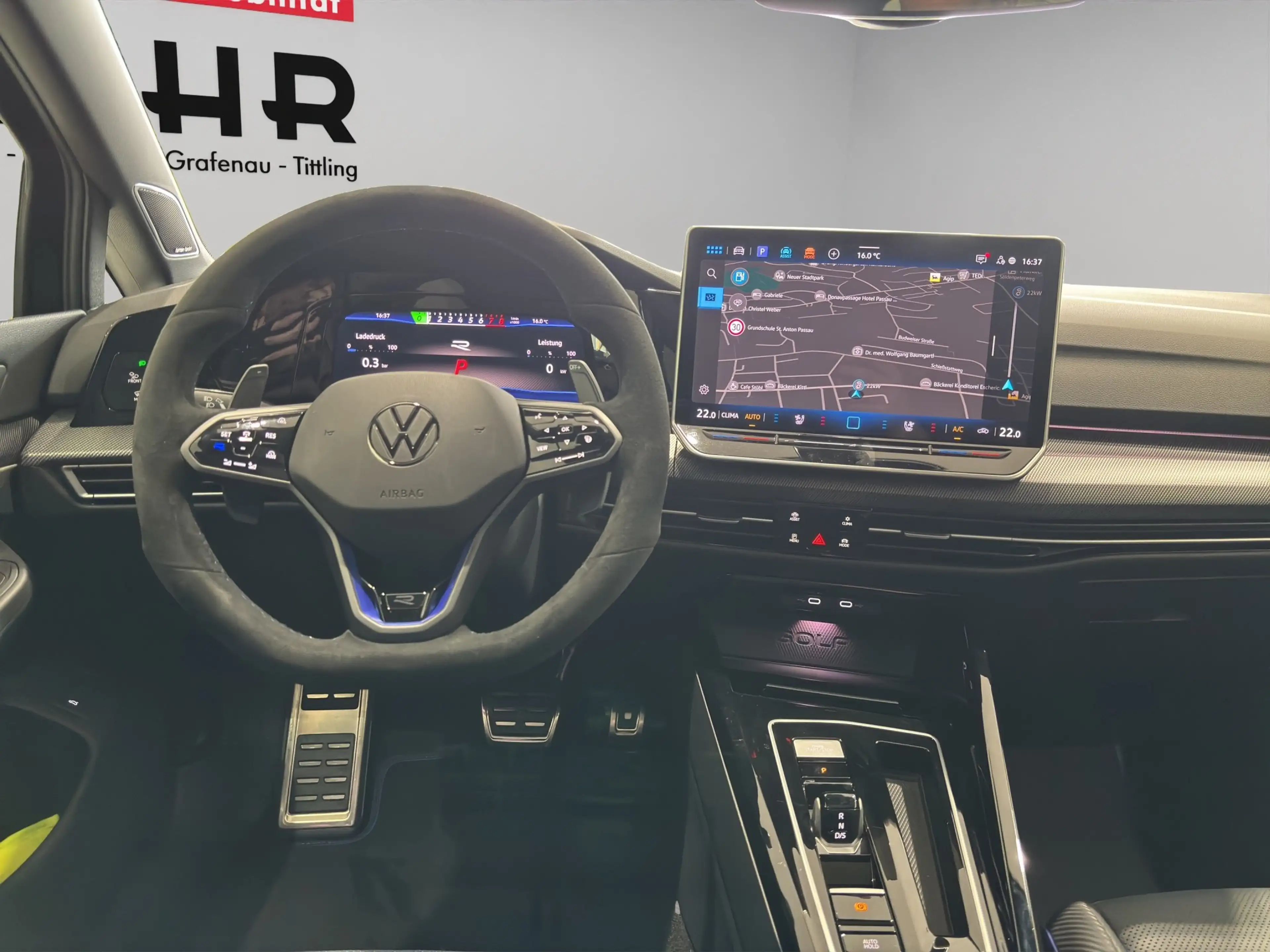 Volkswagen Golf Variant R 2.0 TSI DSG 4M 360 ACC AHK Kam. — photo 9