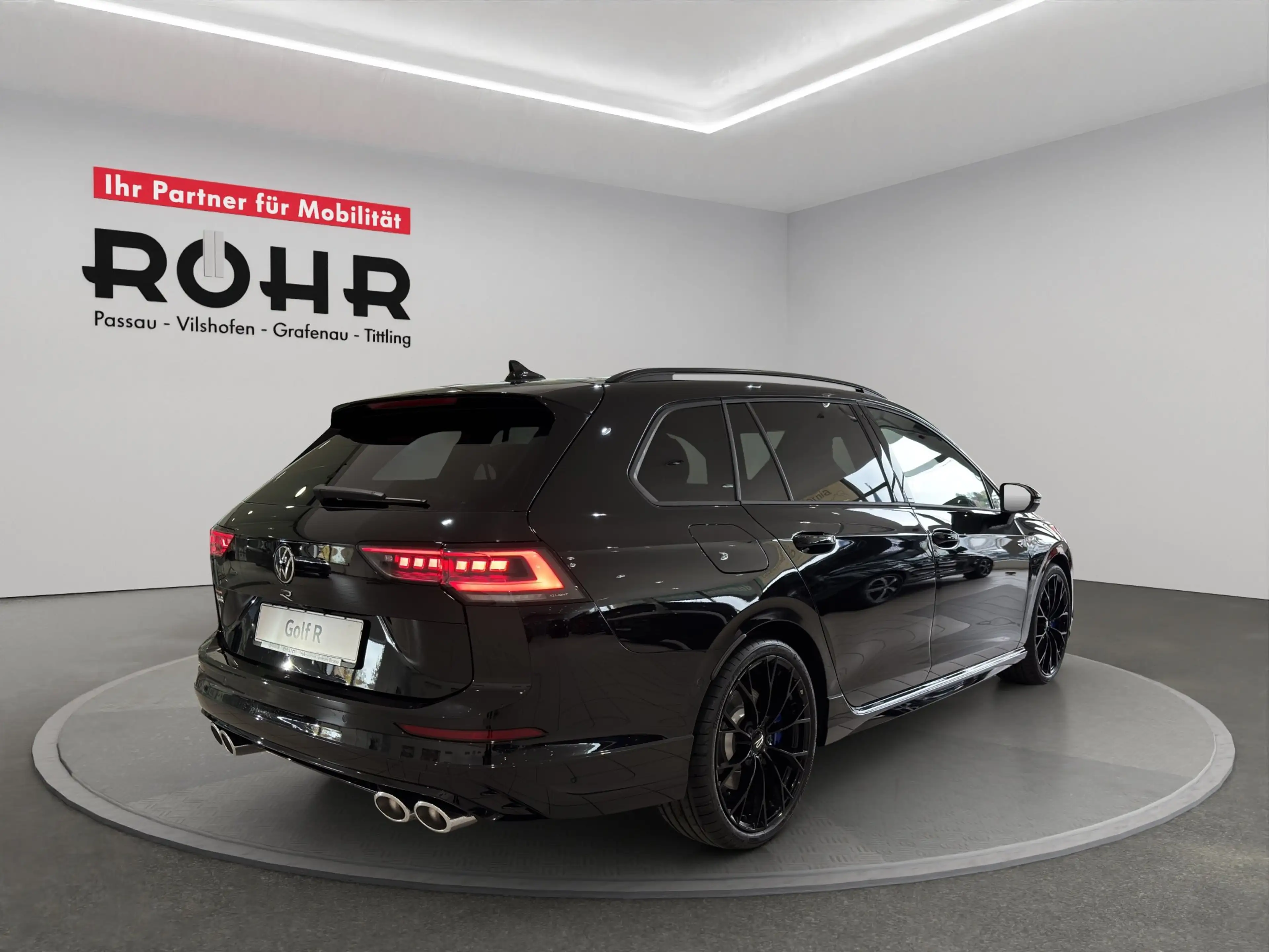 Volkswagen Golf Variant R 2.0 TSI DSG 4M 360 ACC AHK Kam. — photo 4