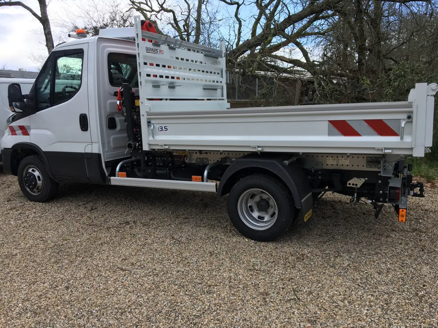 Iveco Daily CHASSIS CAB 35 C 16 EMP 3750 QUAD-TOR HI MATIC White - 2