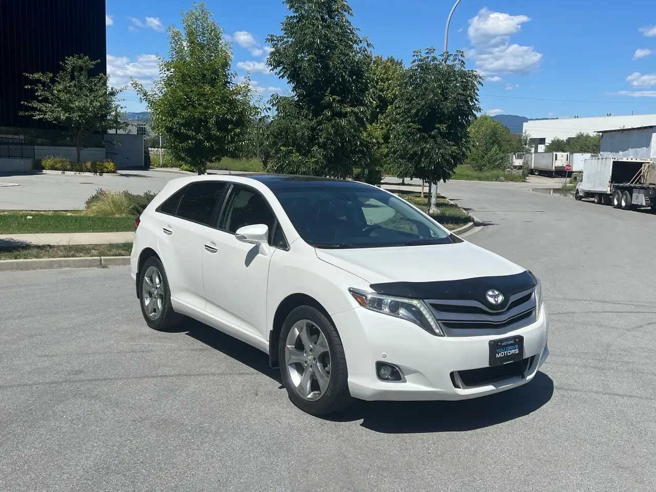 Toyota Venza photo Toyota Venza