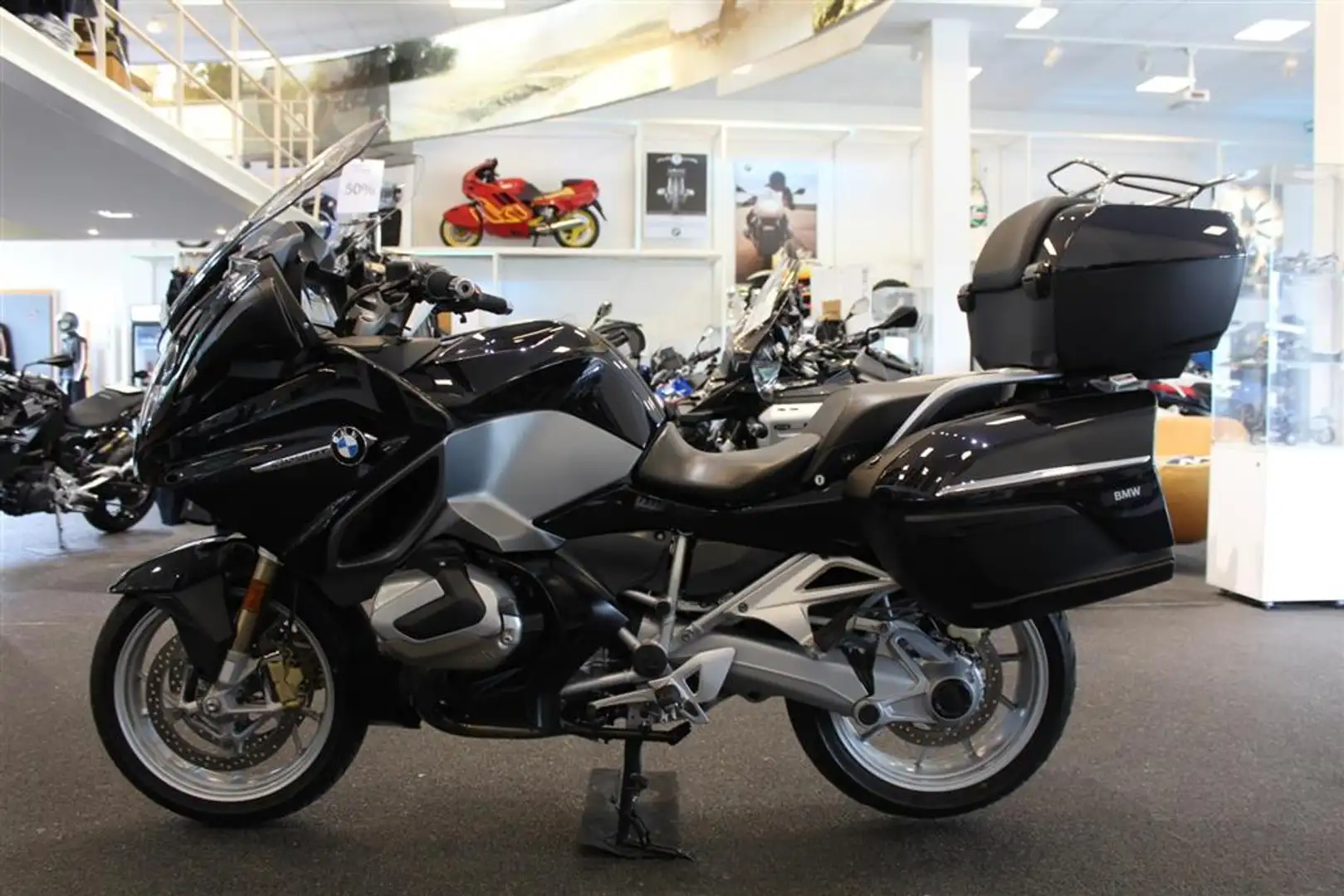 BMW R 1250 RT 0 Zwart - 1