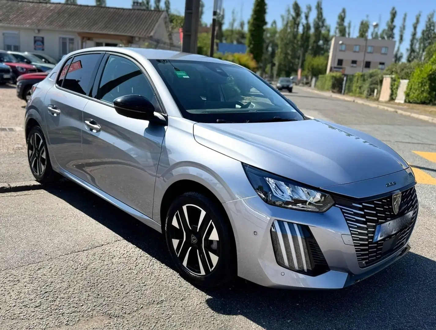 Peugeot 208 ALLURE PACK 1.2 PT 100CV BVM6 13325 HT TBEG Grau - 1