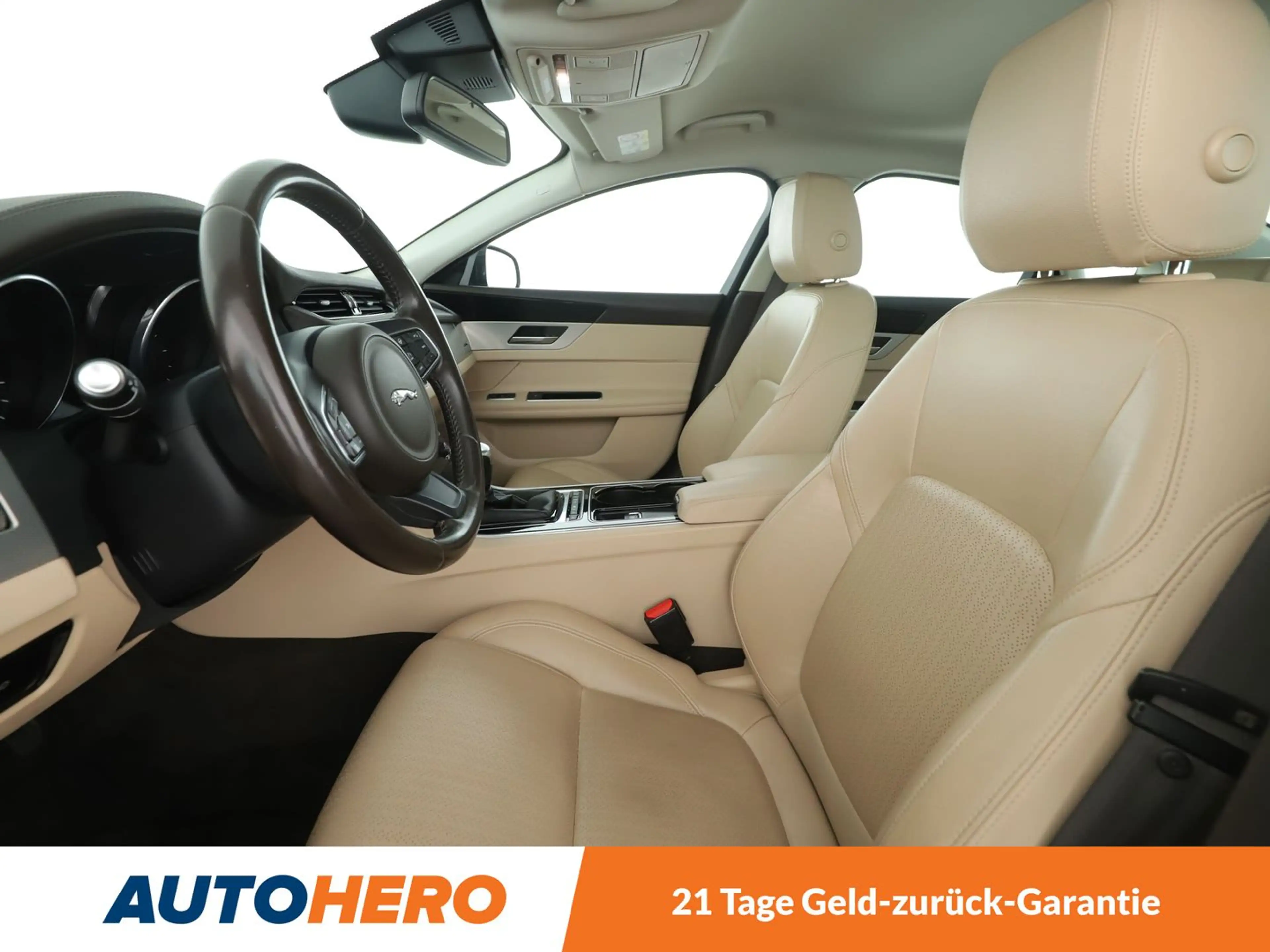 Jaguar XF 20d Prestige Aut.*XENON*CAM*TEMPO*AHK*SHZ*KLIMA* — photo 12