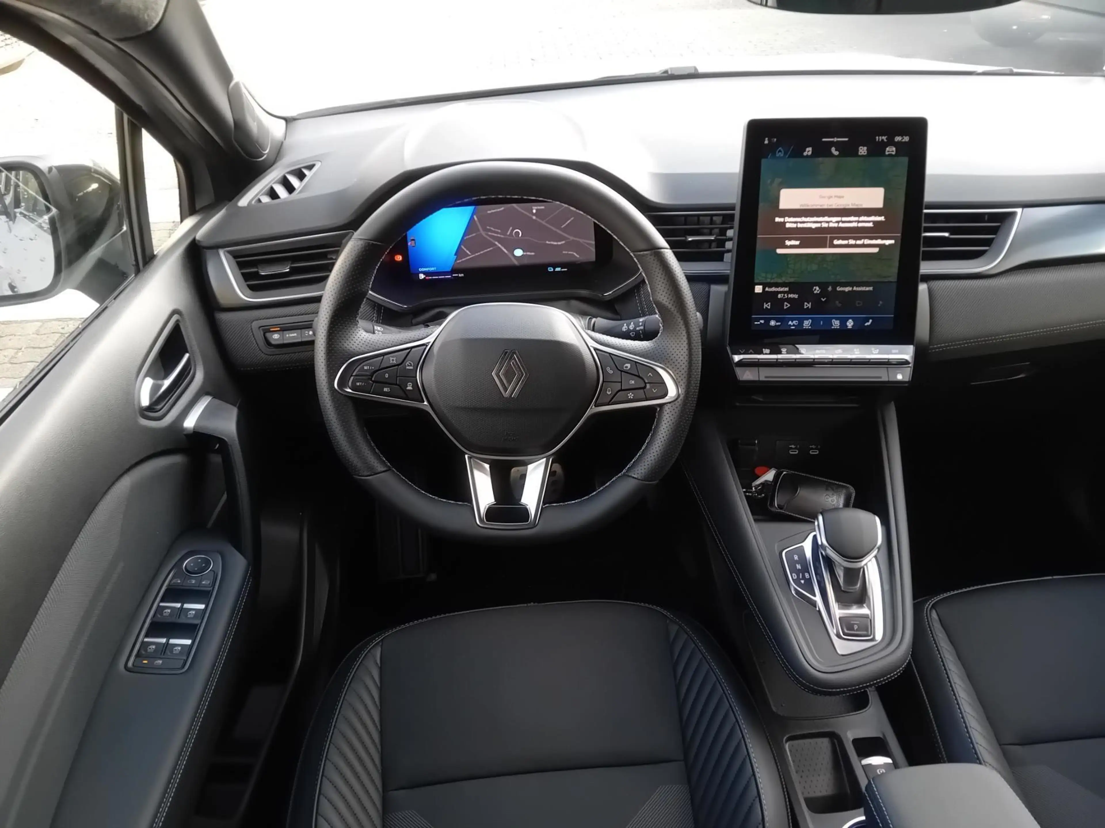 Renault Symbioz Esprit Alpine E-Tech Full Hybrid 145 — photo 12