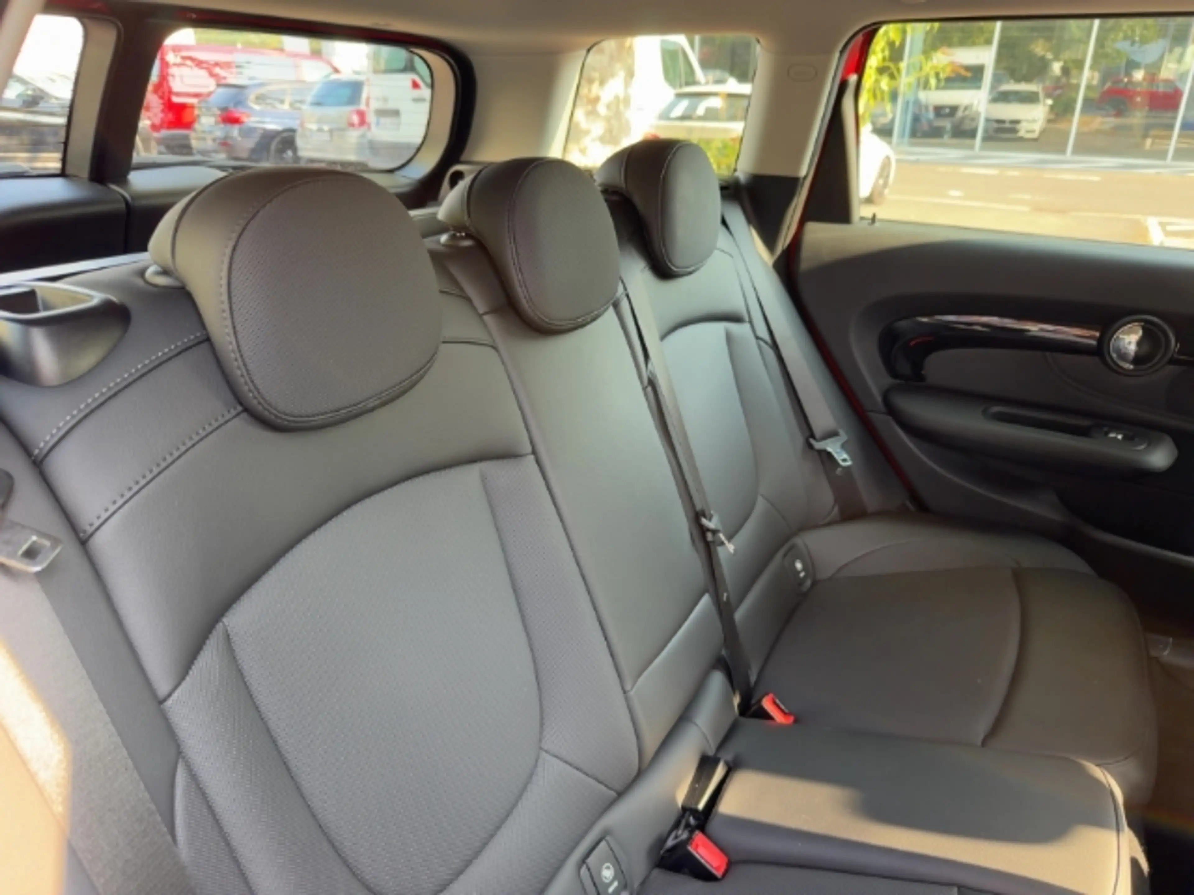 MINI One Clubman Navi Digitales Cockpit LED Mehrzonenklima 2-Zonen- — photo 7