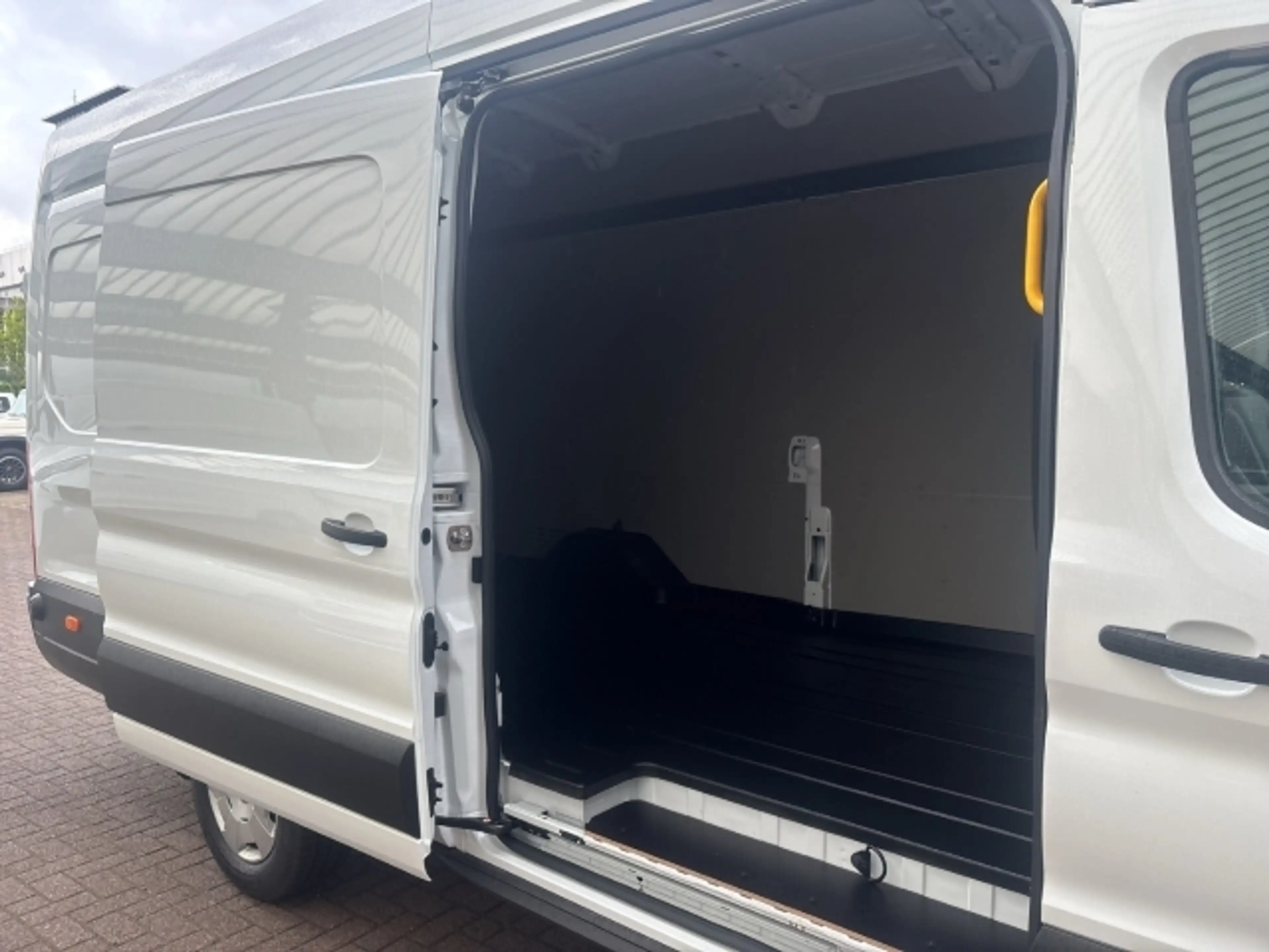 Ford Transit Kasten 350 L4 Trend AHK DAB Keyless Entry Keyless — photo 8
