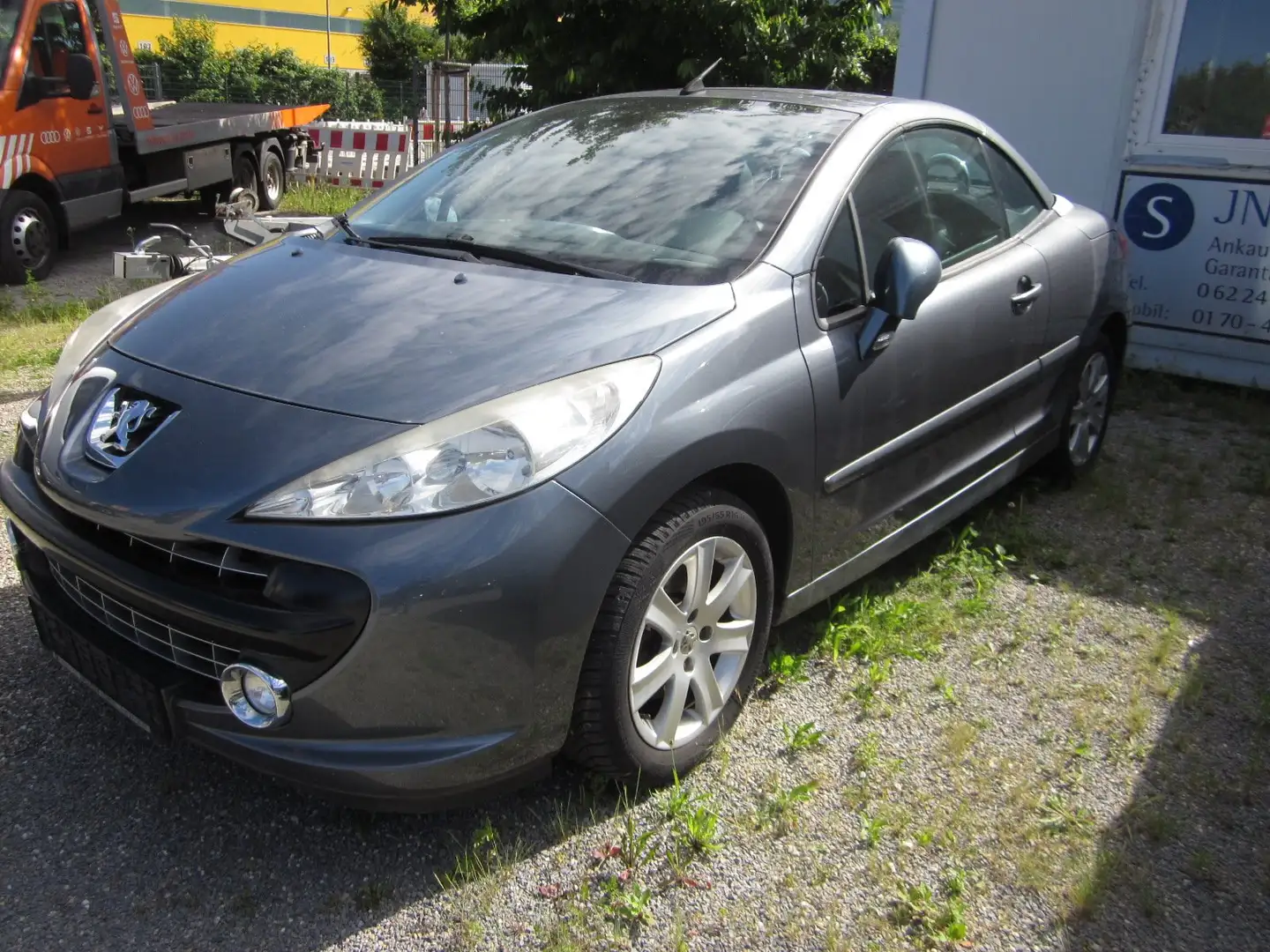 Peugeot 207 207 CC  120 VTi  Cabrio Grau - 2