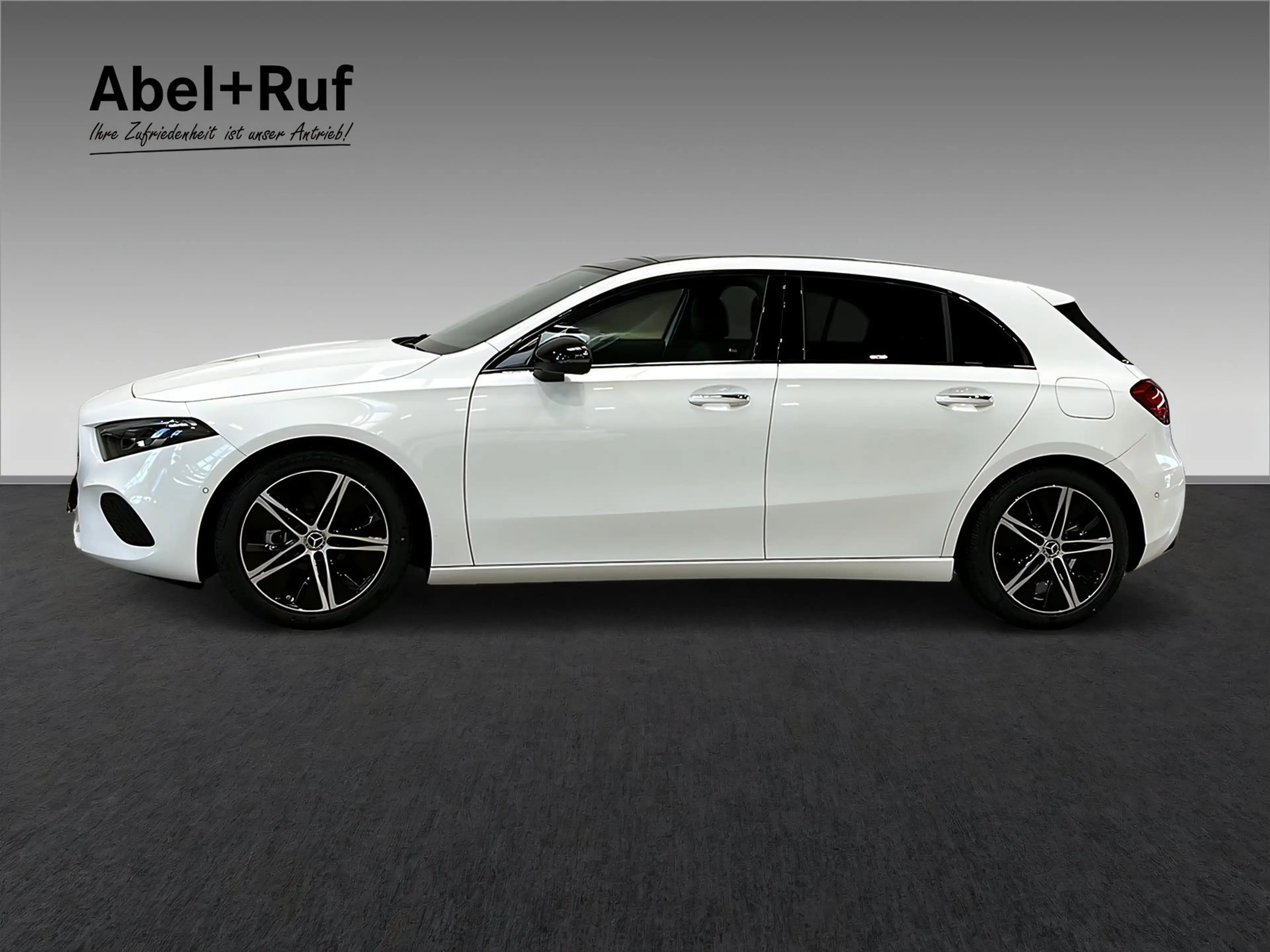 Mercedes-Benz A 200 PROGRESSIV+MULTI+NIGHT+Pano+StHz+DISTRONIC — photo 4