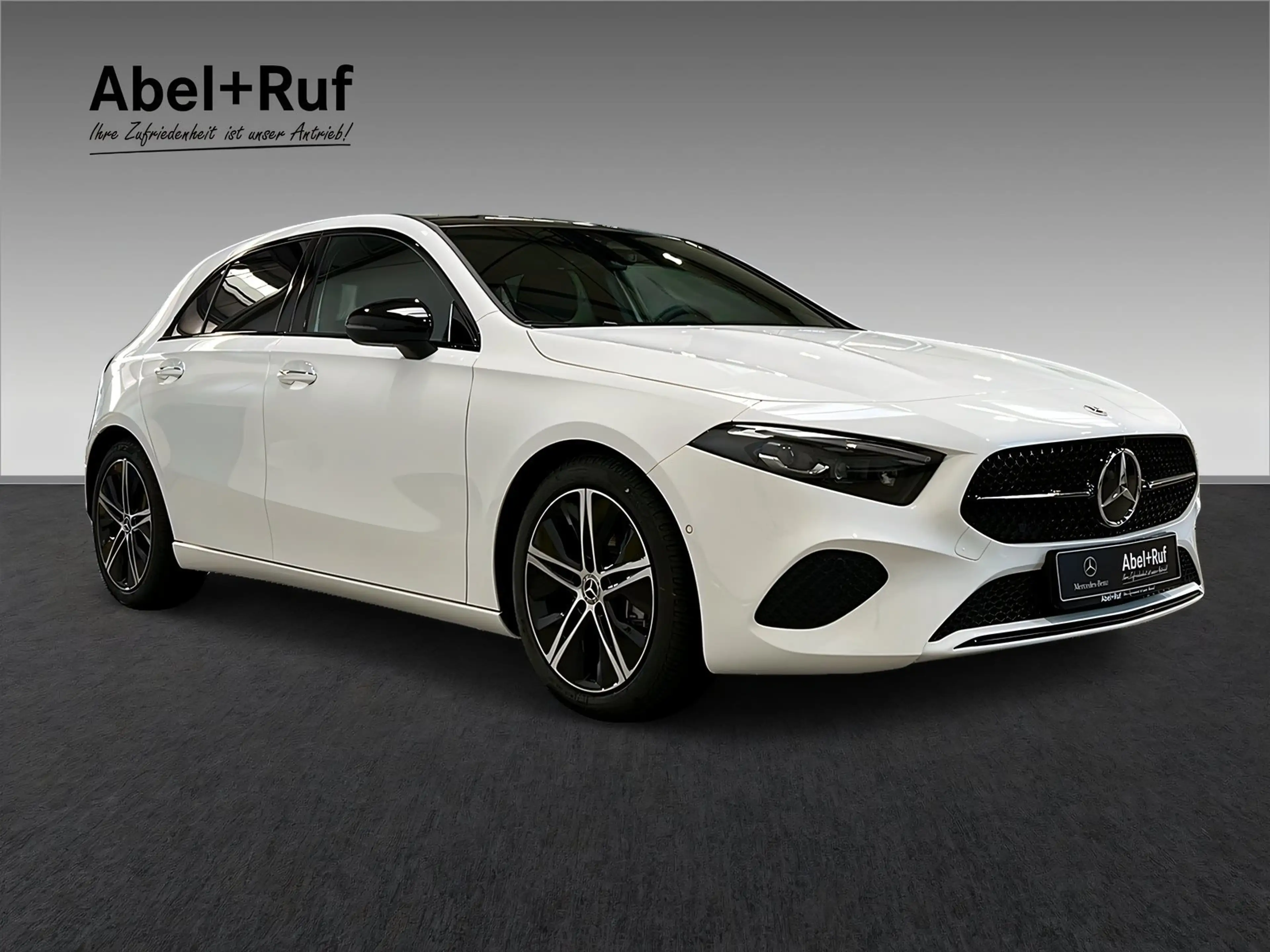 Mercedes-Benz A 200 PROGRESSIV+MULTI+NIGHT+Pano+StHz+DISTRONIC — photo 3