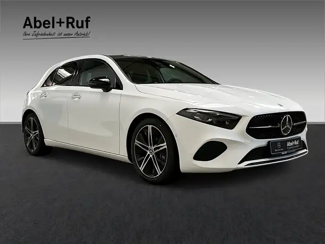 Mercedes-Benz A view 3