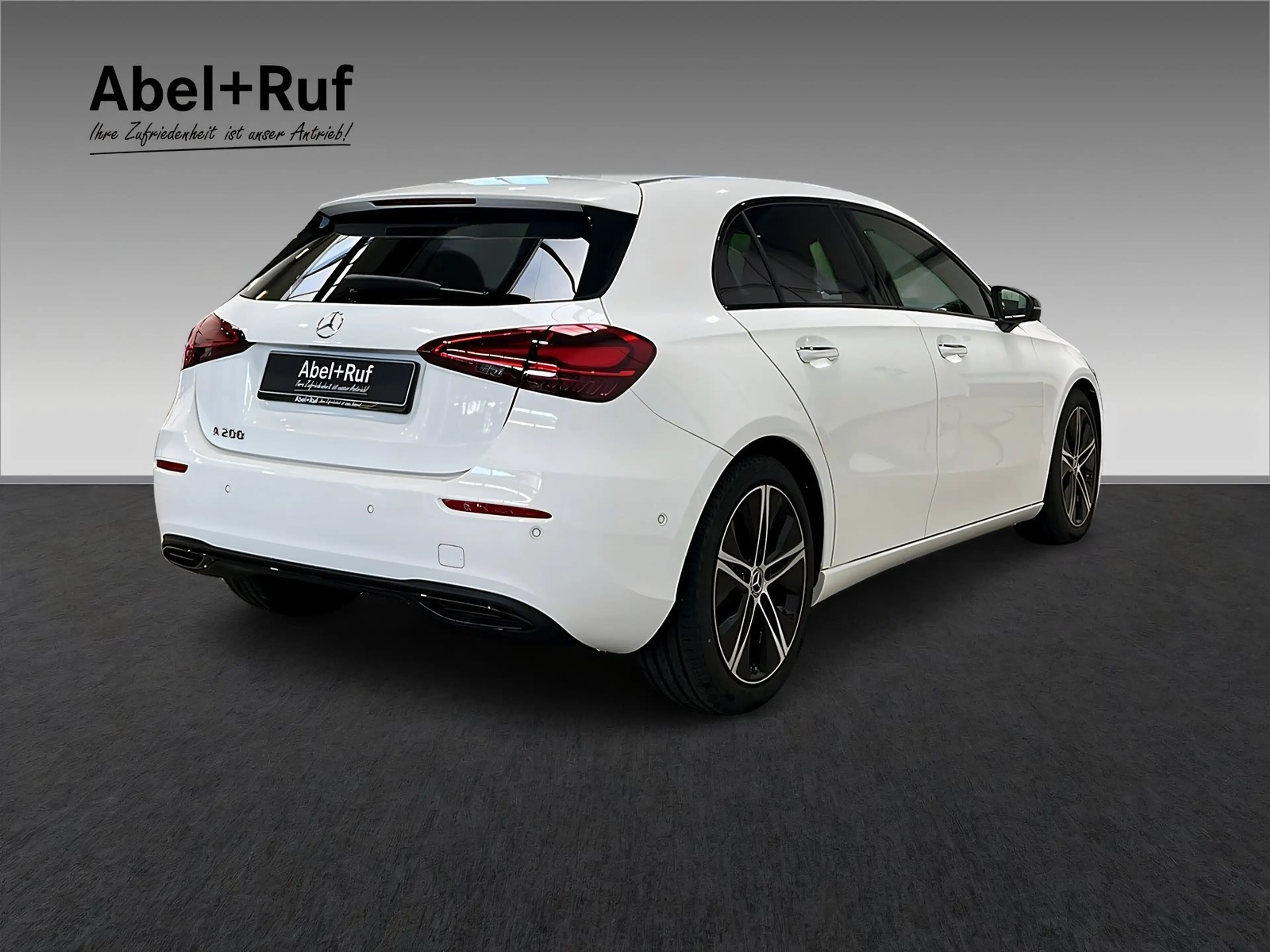 Mercedes-Benz A 200 PROGRESSIV+MULTI+NIGHT+Pano+StHz+DISTRONIC — photo 5