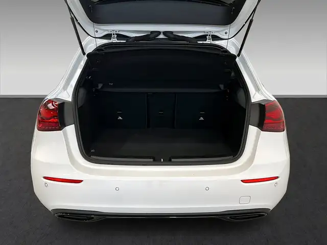 Mercedes-Benz A view 6
