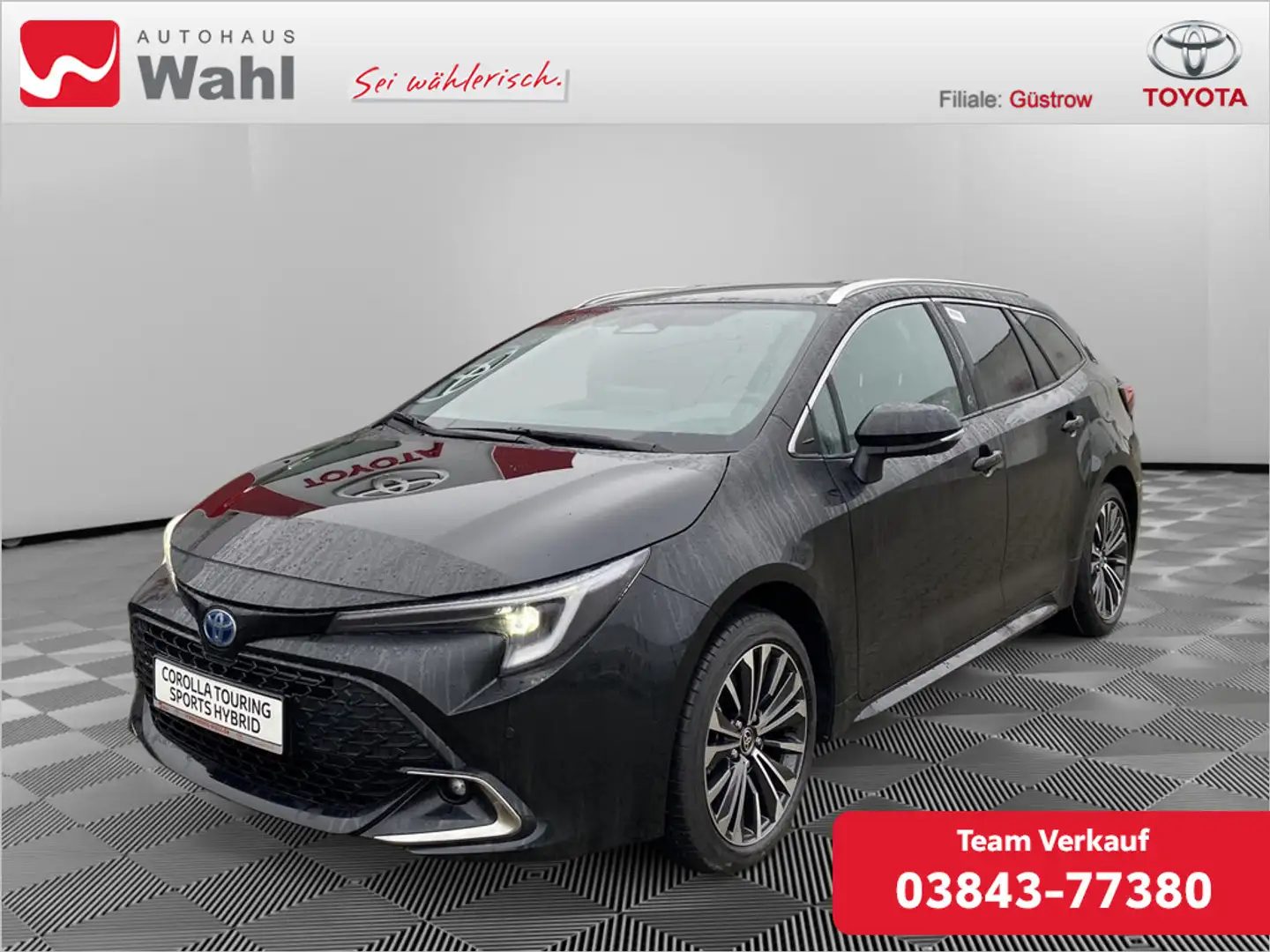 Toyota Corolla Touring Sports 2.0 Hybrid Team D Schwarz - 1
