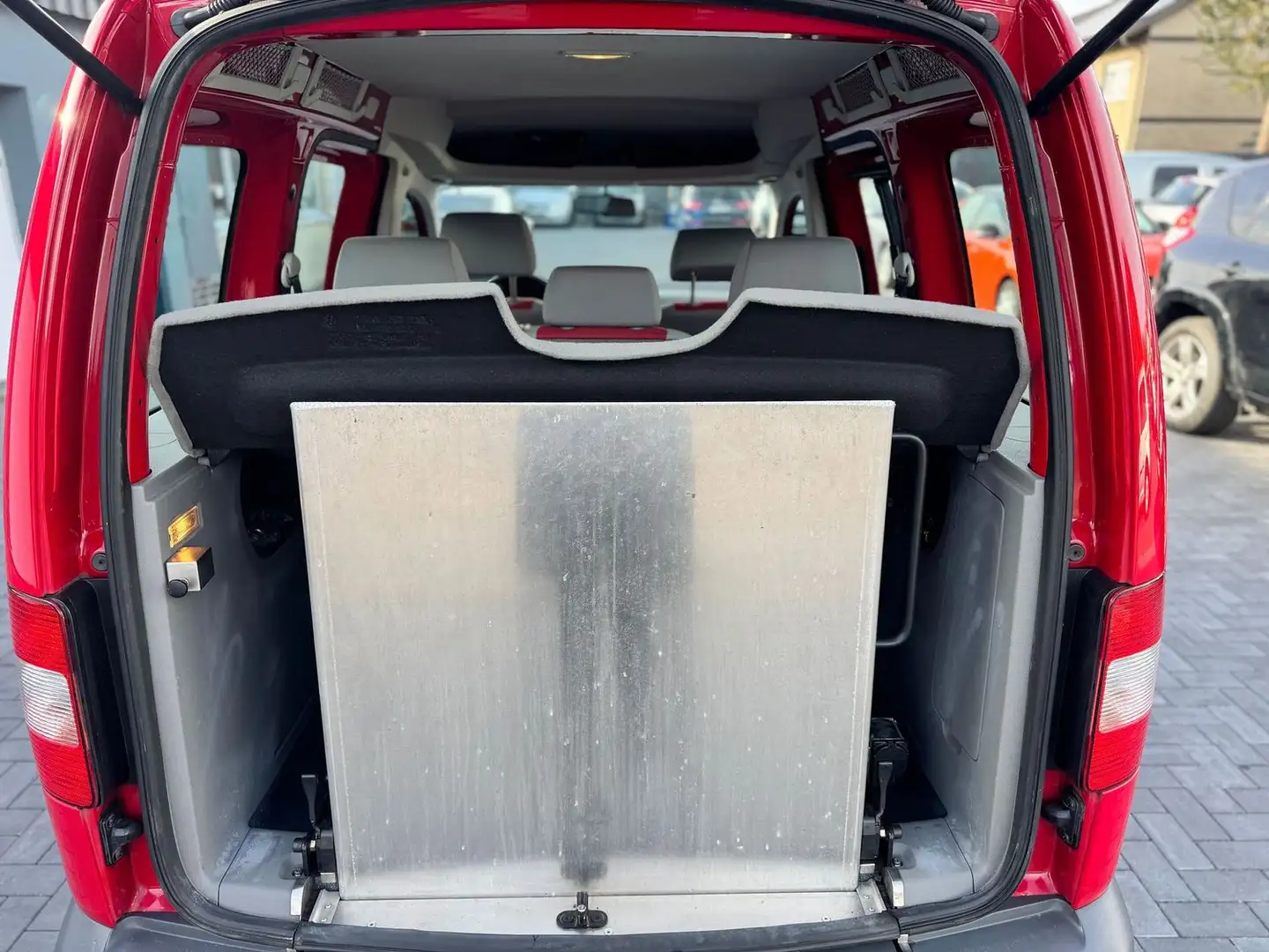 Volkswagen Caddy 'Behindertengerecht-Rampe'5-Sitzer'Klima' Rouge - 2
