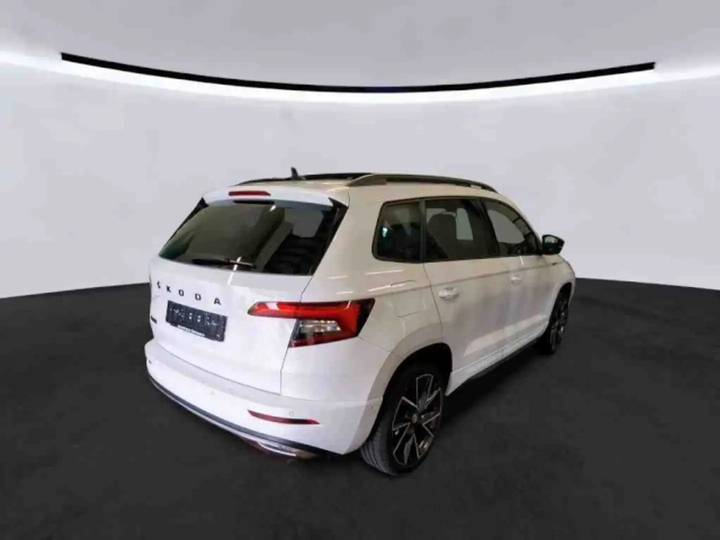 Skoda Karoq Sportline 1.5 TSI DSG PANO+ACC+RKAM+elHK Klima Weiß - 2