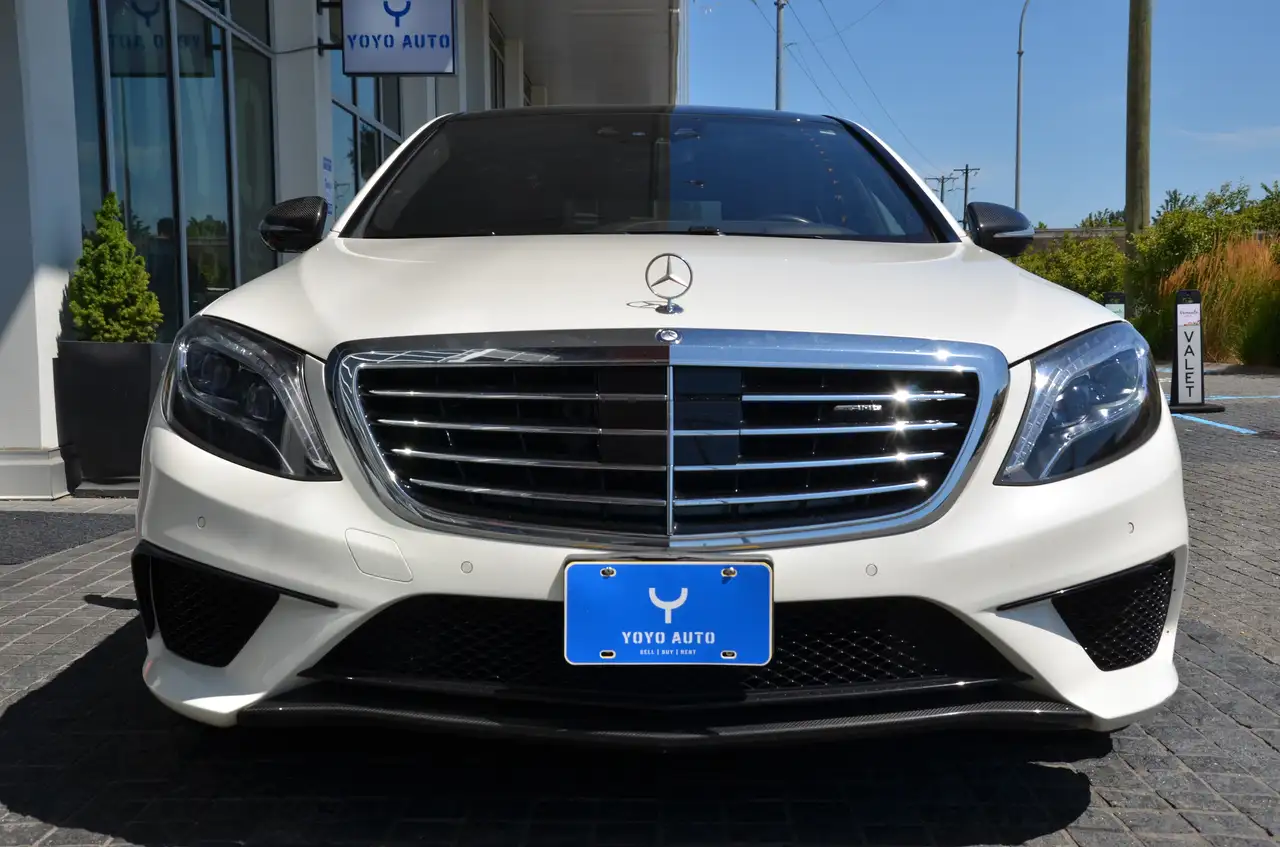 Mercedes-Benz S-Class снимка Mercedes-Benz S-Class