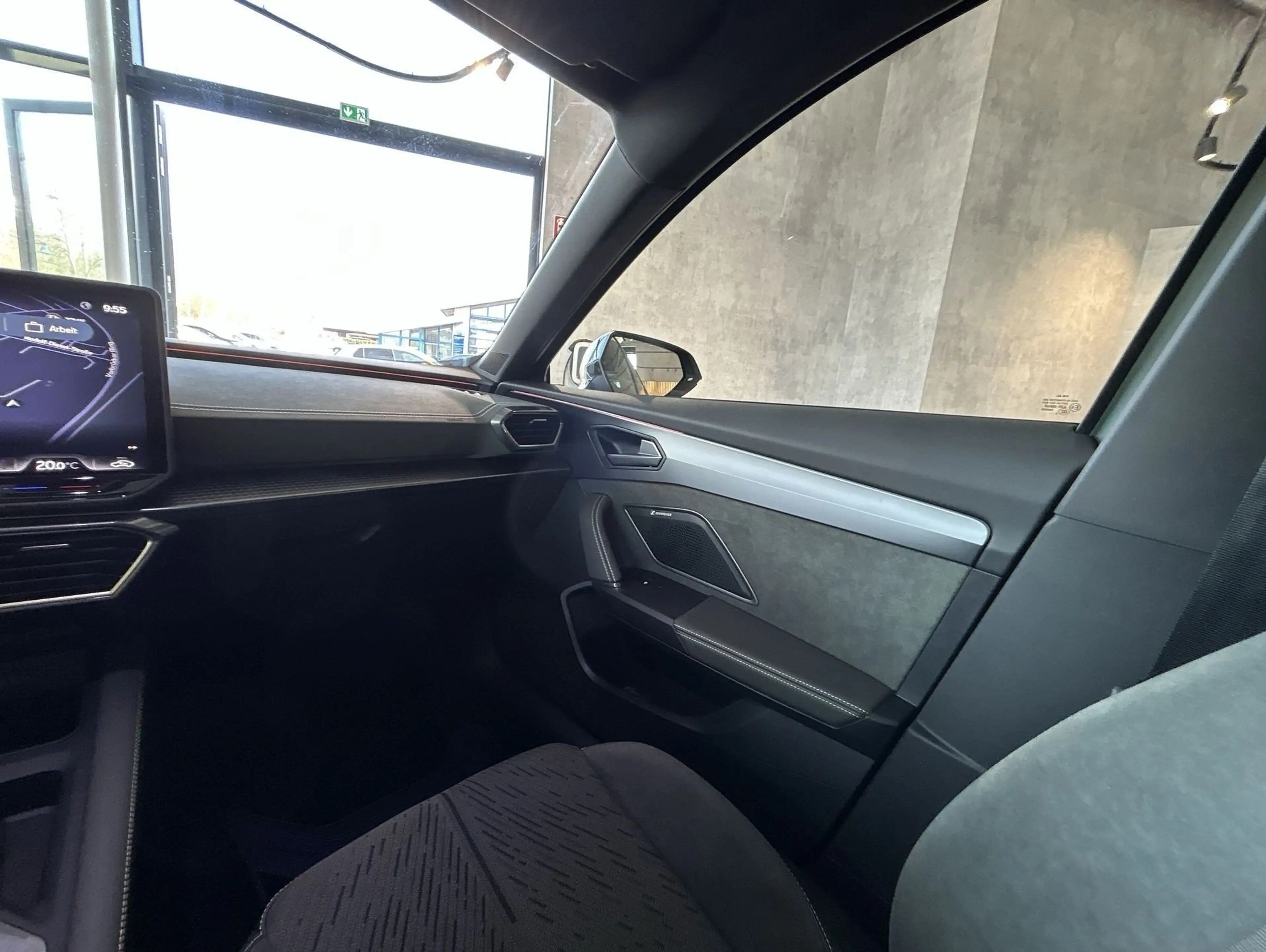 CUPRA Formentor 2.0 TSI 4Drive VZ W Matrix ACC LED RFK — photo 8