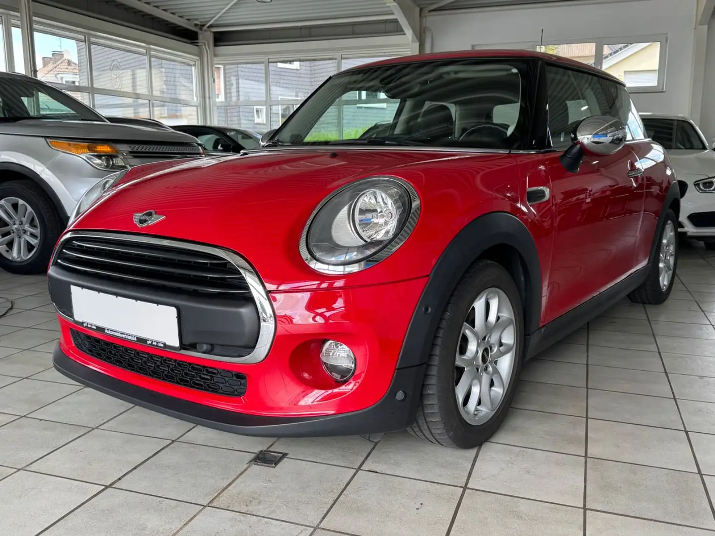 MINI One One PEPPER/1.HD/H&K/CAM/PDC/SHZ/ALU Rouge - 1