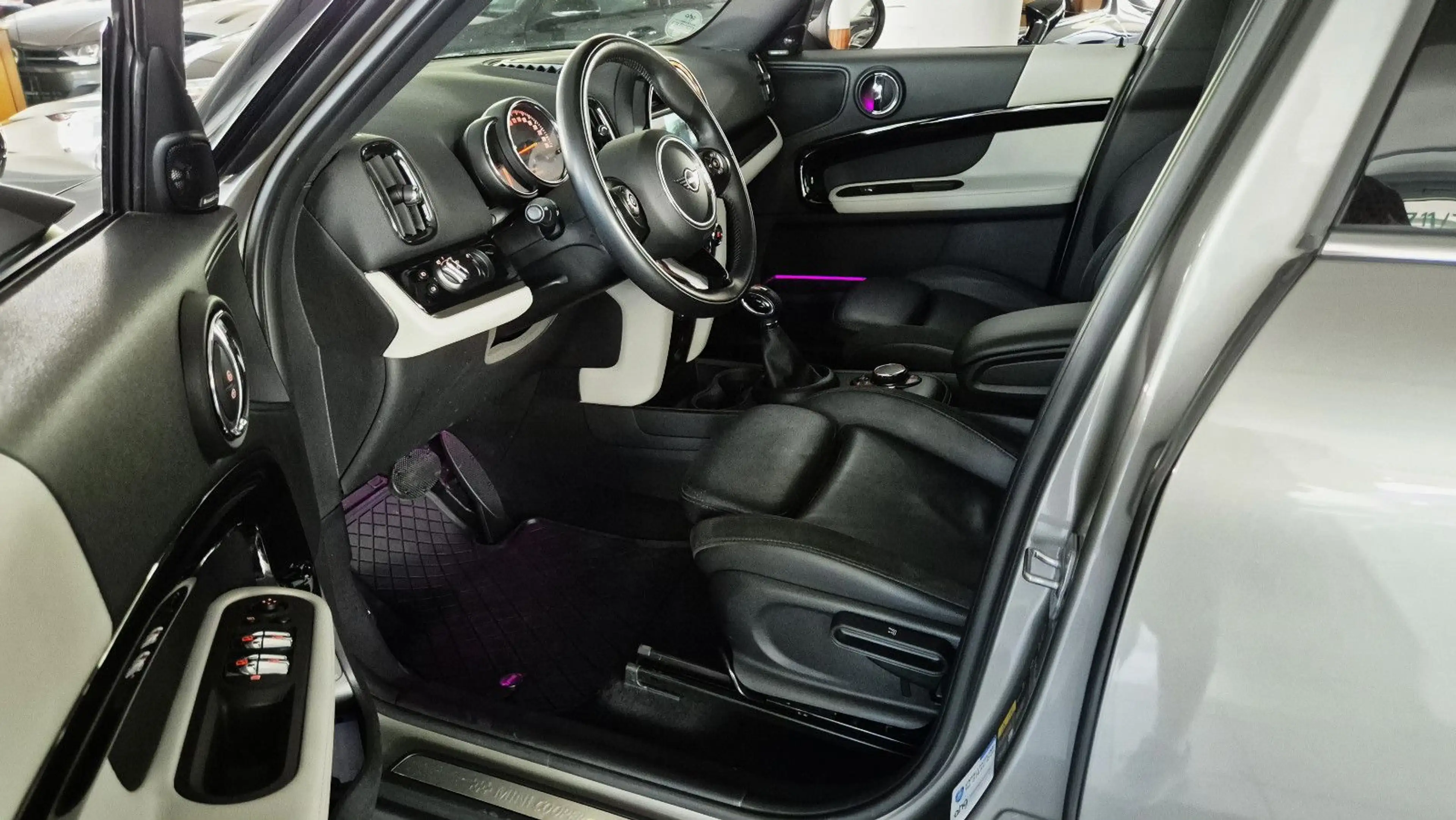MINI Cooper SE Countryman Countryman SE ALL4 Chilli/HK/LED/Leder/Pano/RFK — photo 10